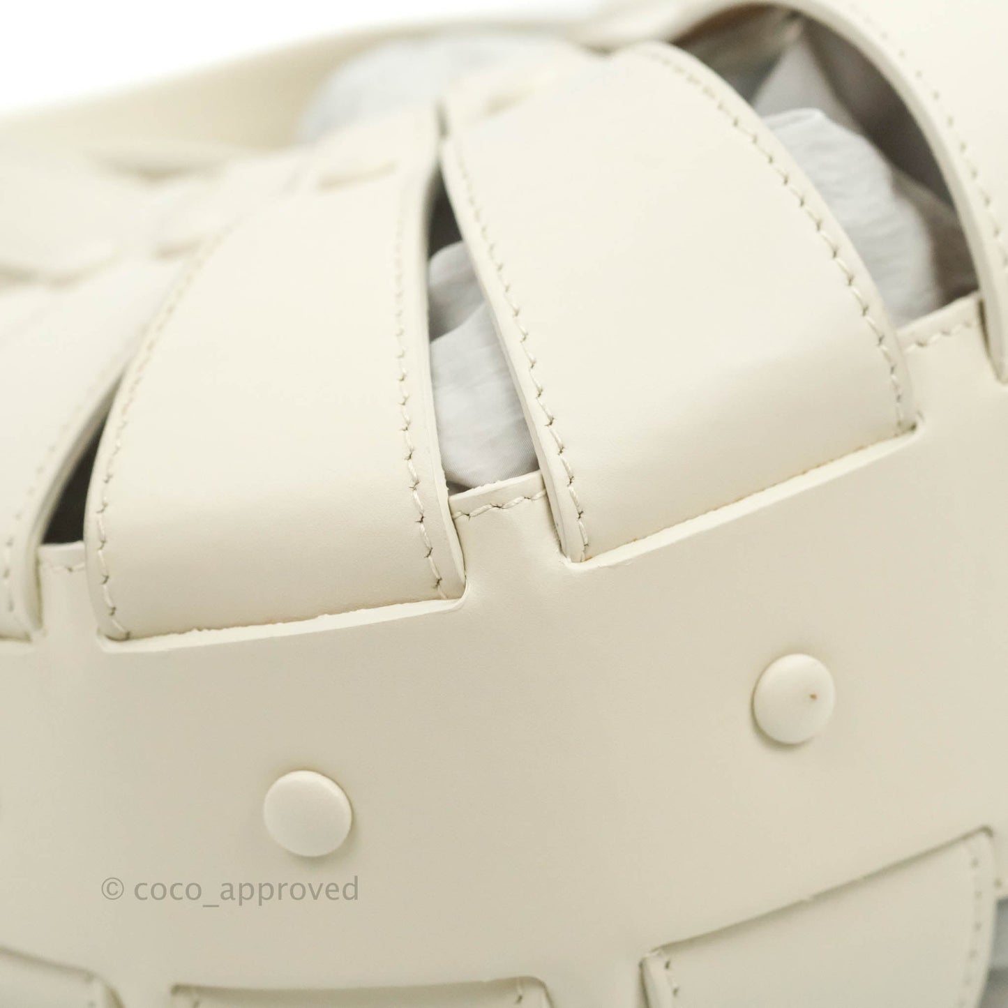 Bottega Veneta Small Shell Bag White