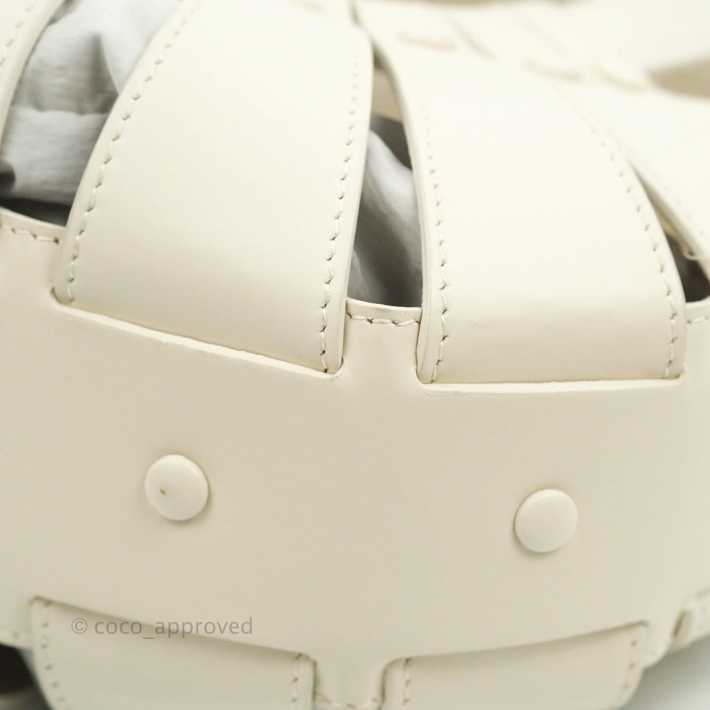 Bottega Veneta Small Shell Bag White