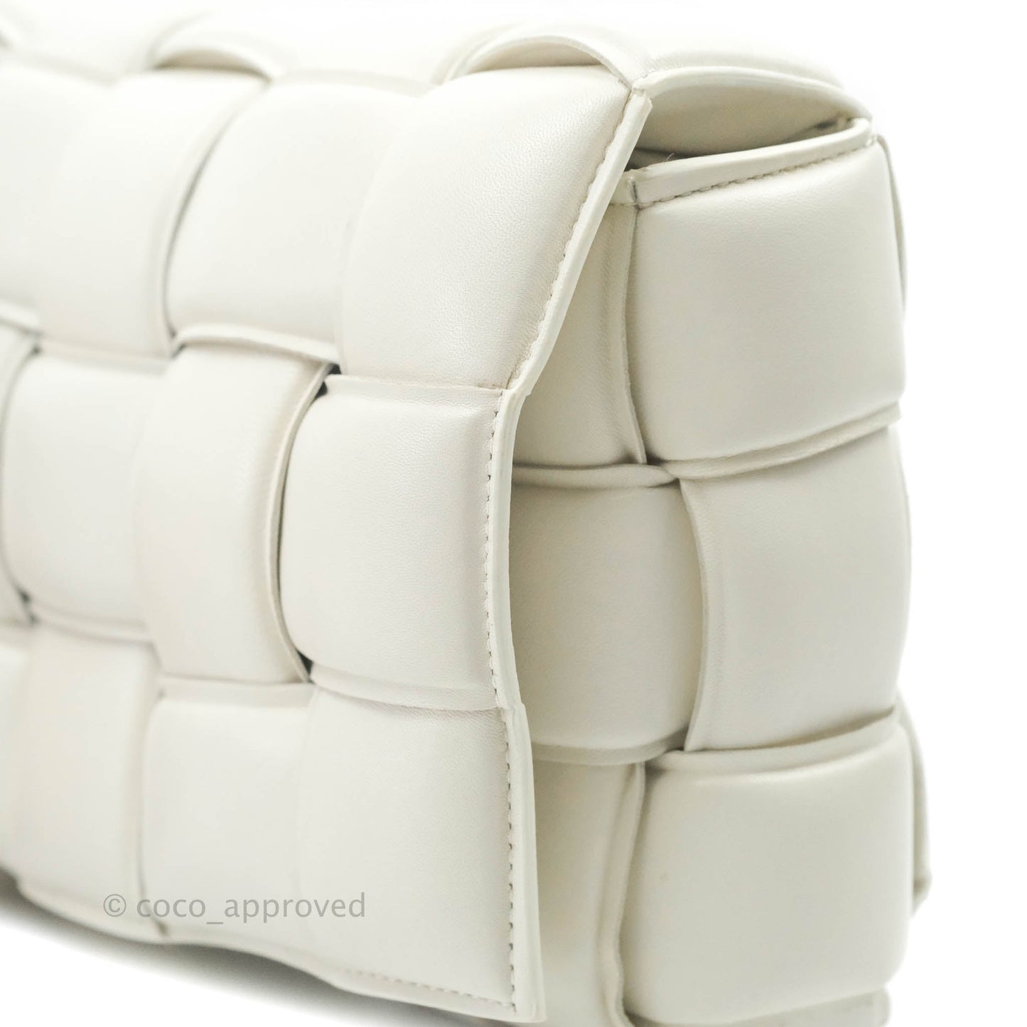 Bottega Veneta Padded Cassette Shoulder Bag Intrecciato White Lambskin Silver Hardware