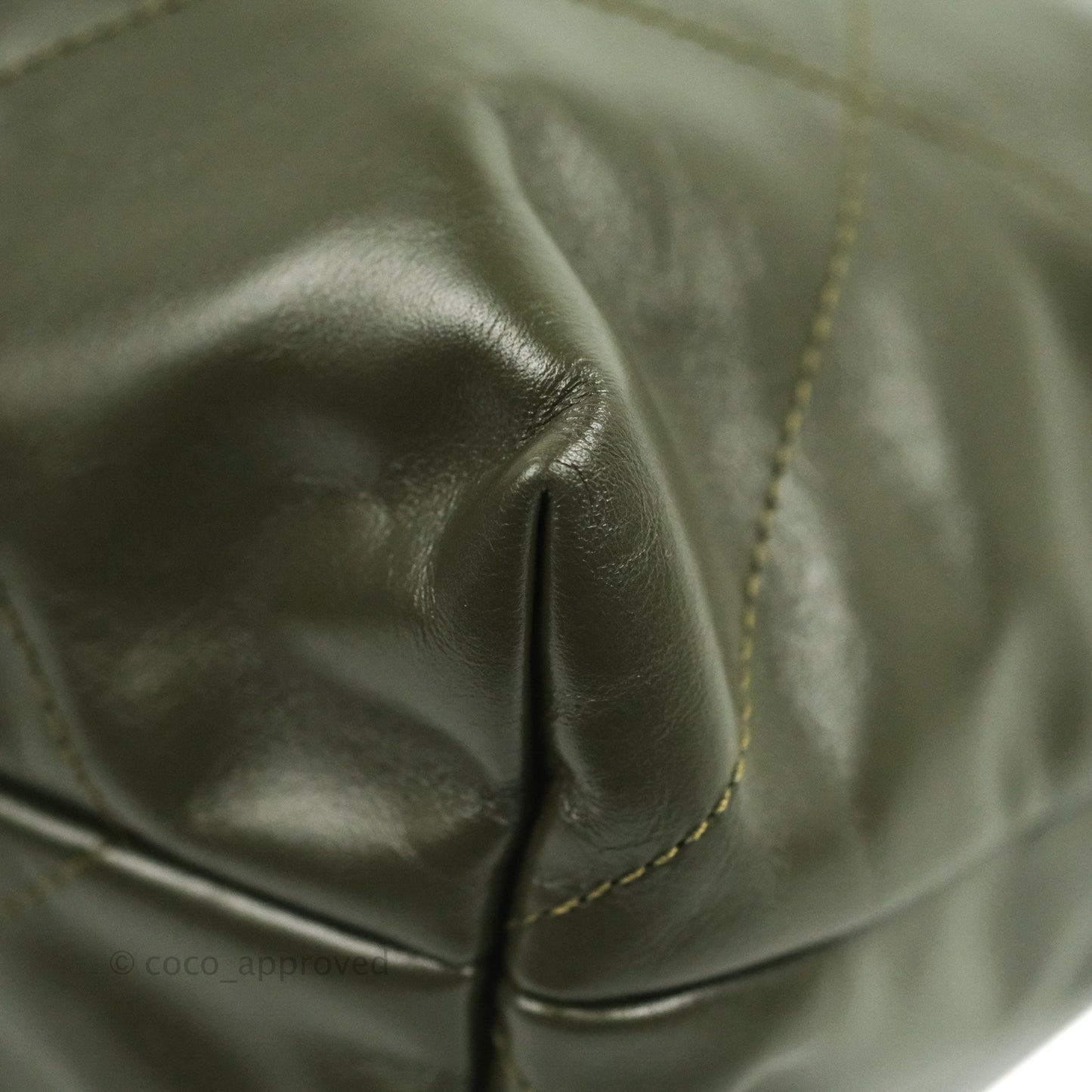 Chanel 22 Medium Army Green Shiny Calfskin Ruthenium Hardware