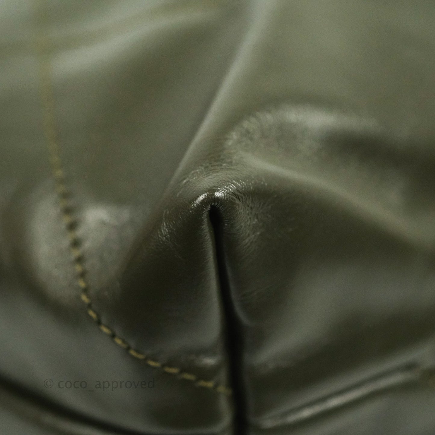 Chanel 22 Medium Army Green Shiny Calfskin Ruthenium Hardware