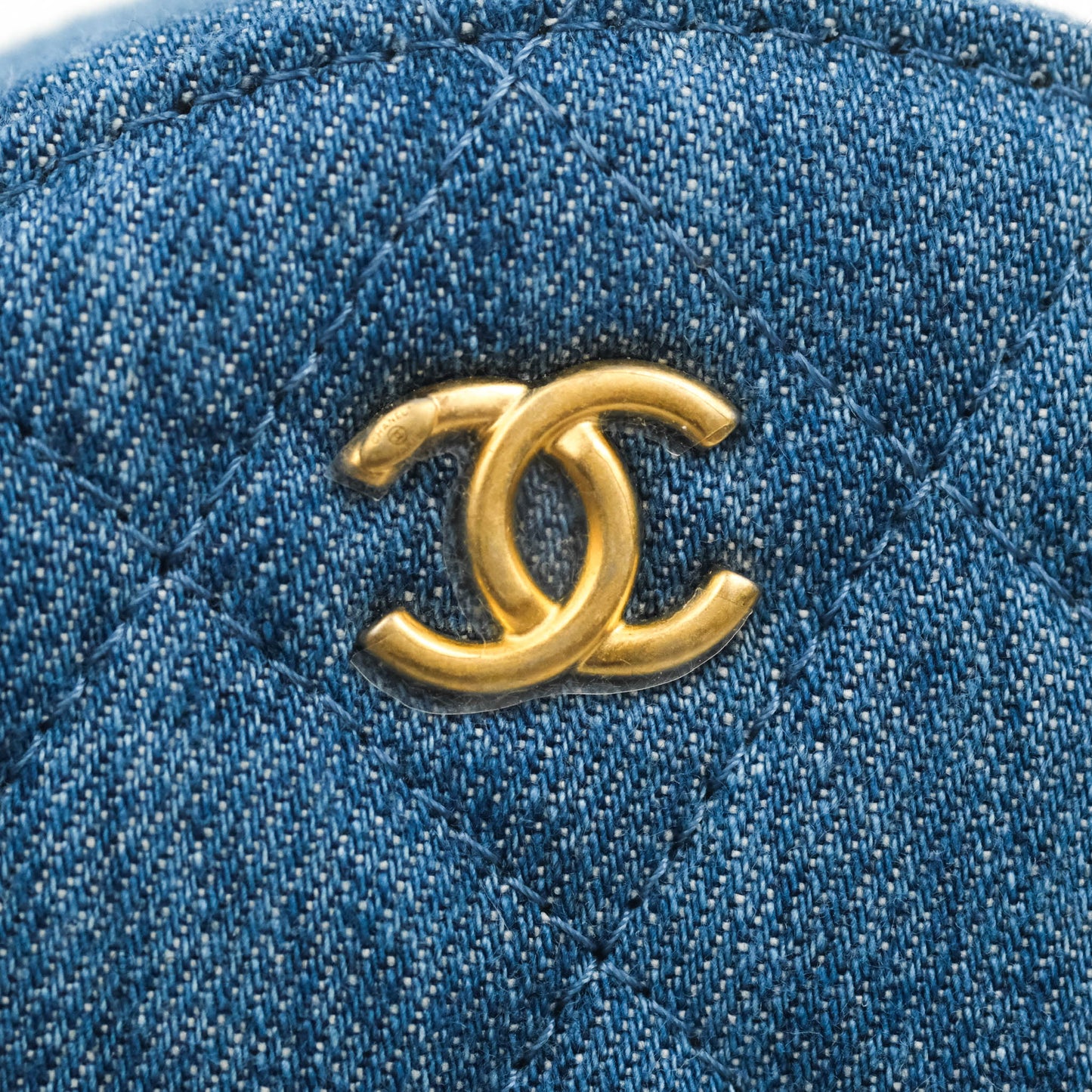 Chanel Quilted Pearl Crush Round Clutch With Chain Denim Aged Gold Hardware