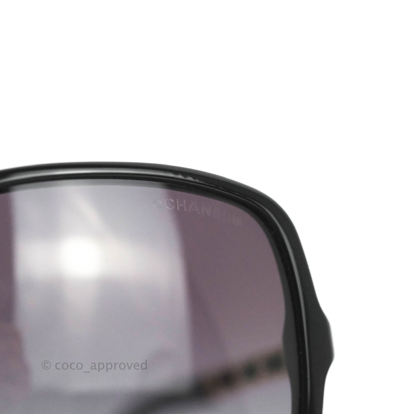 Chanel Black Acetate Frame Gradient Chain-Link Sunglasses Gold Tone