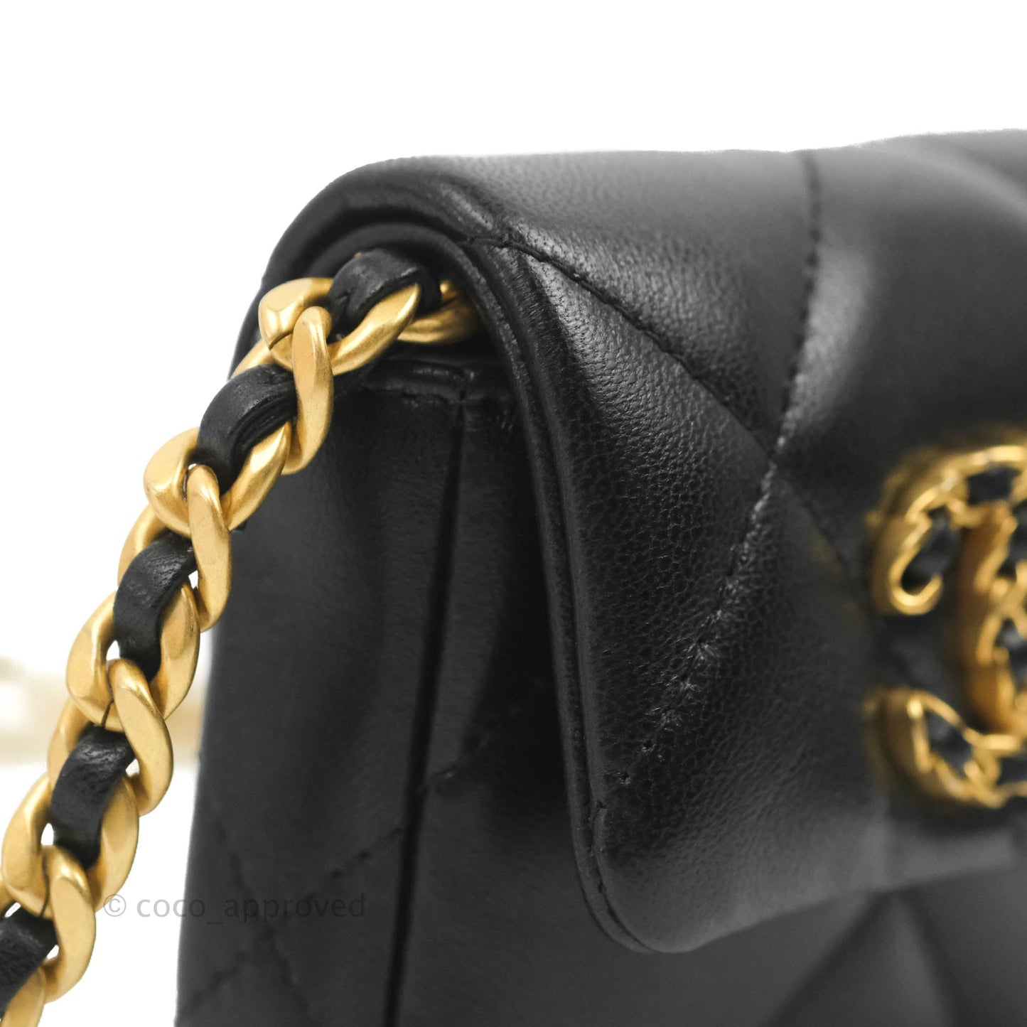 Chanel 19 Belt Bag Black Mixed Hardware