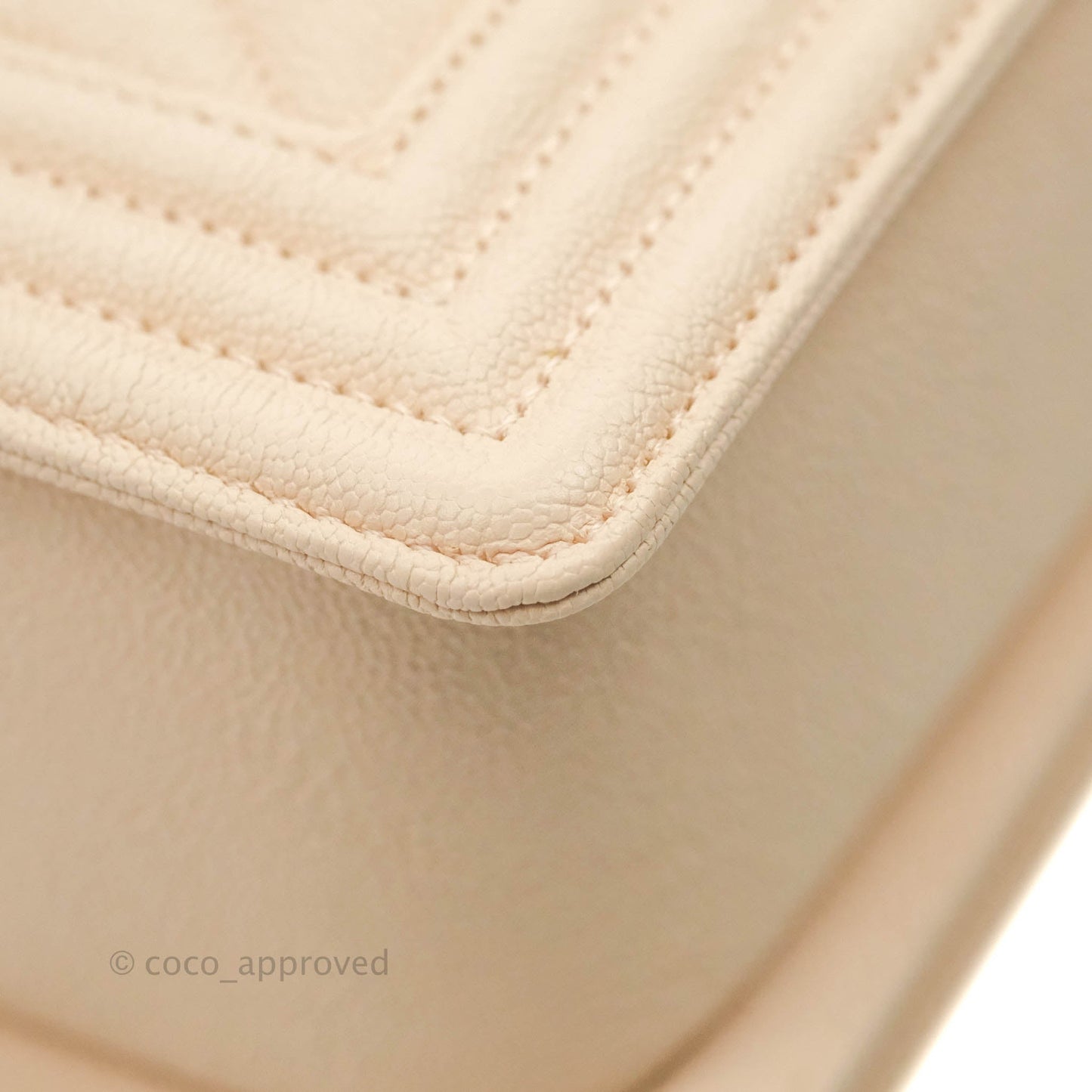 Chanel Quilted Medium Boy Light Pink Beige Caviar Gold Hardware 20A