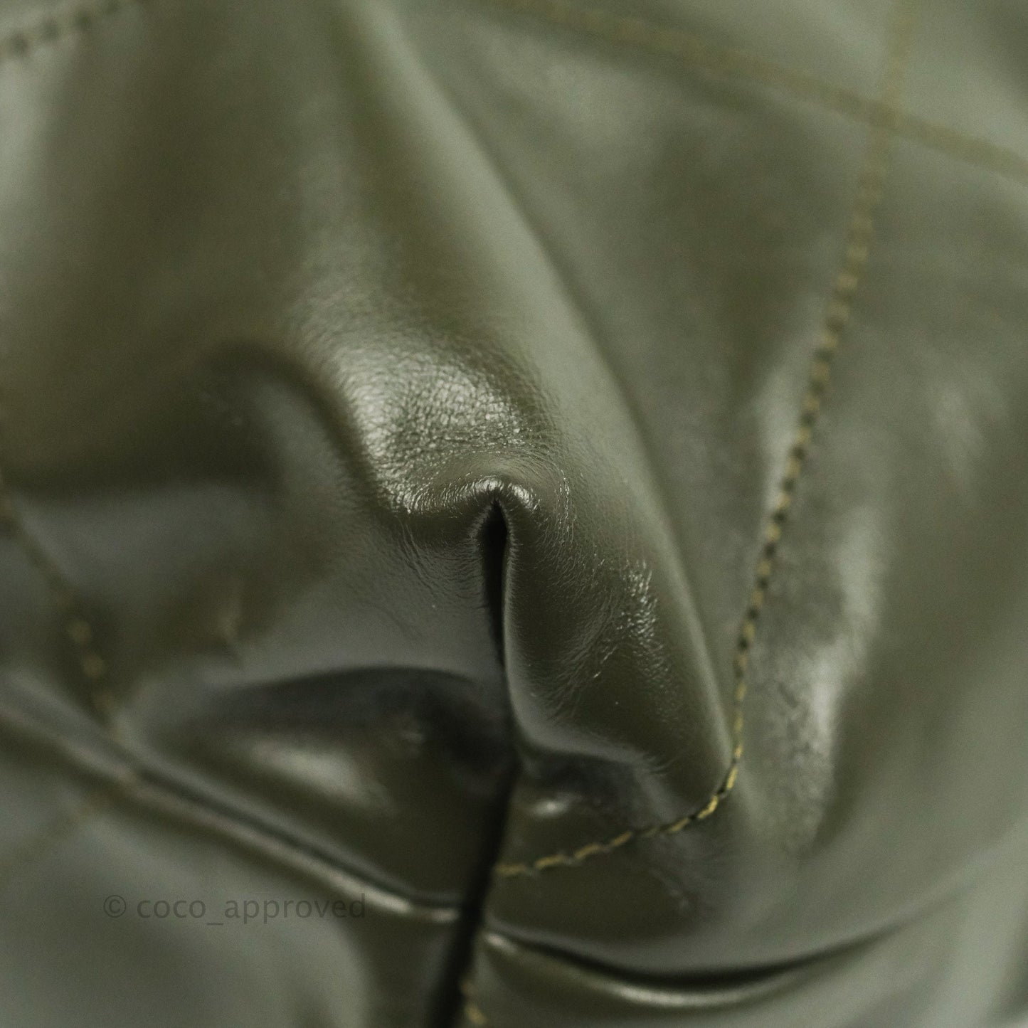 Chanel 22 Medium Army Green Shiny Calfskin Ruthenium Hardware
