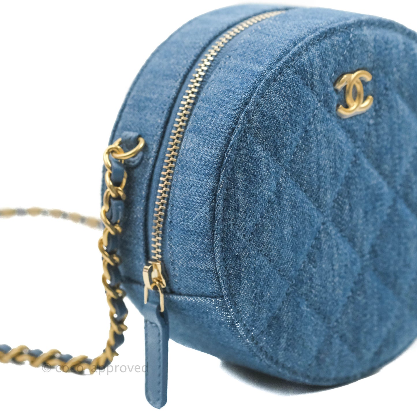 Chanel Quilted Pearl Crush Round Clutch With Chain Denim Aged Gold Hardware