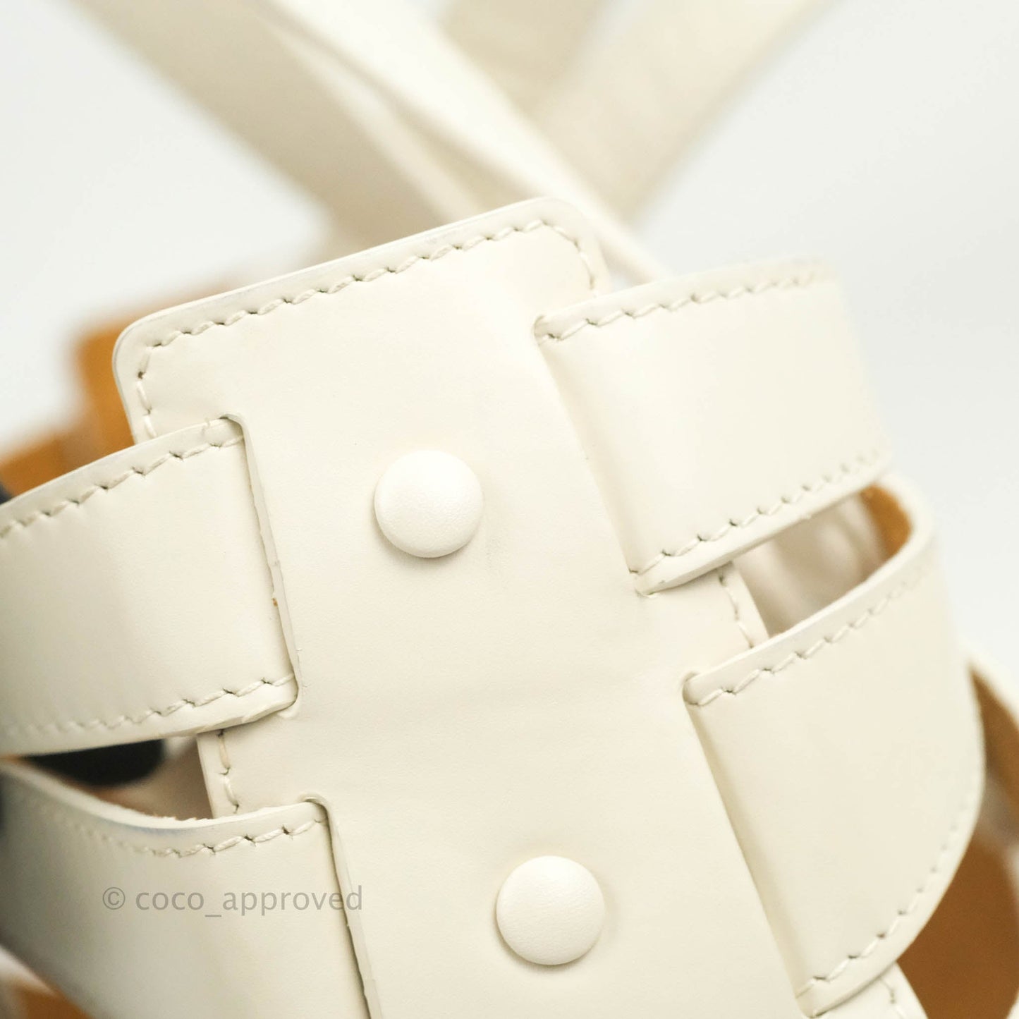 Bottega Veneta Small Shell Bag White