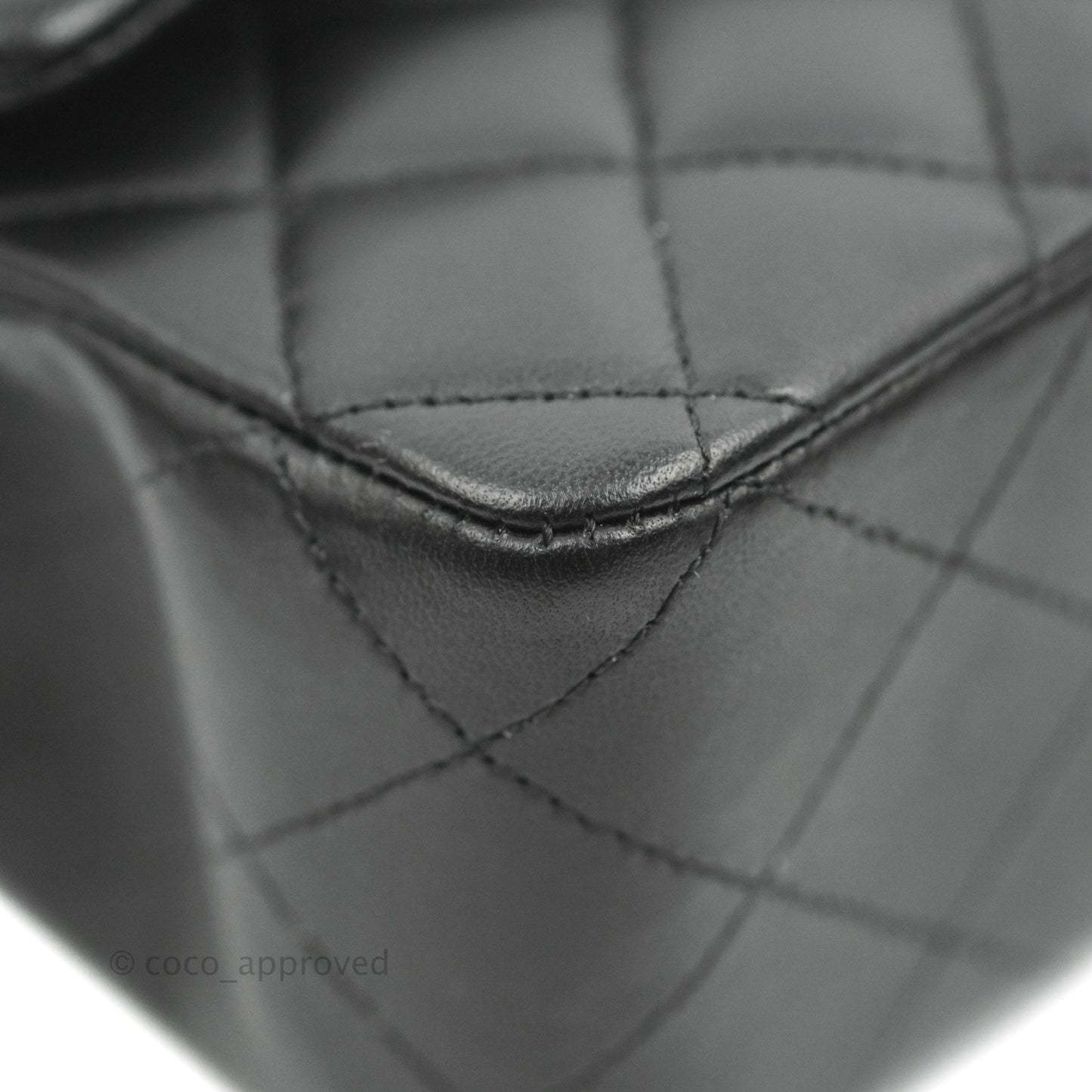 Chanel Classic M/L Medium Double Flap Black Lambskin Gold Hardware