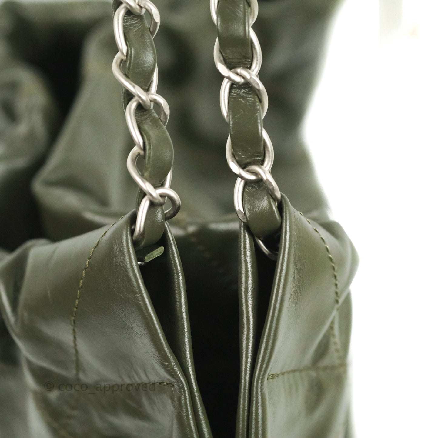 Chanel 22 Medium Army Green Shiny Calfskin Ruthenium Hardware