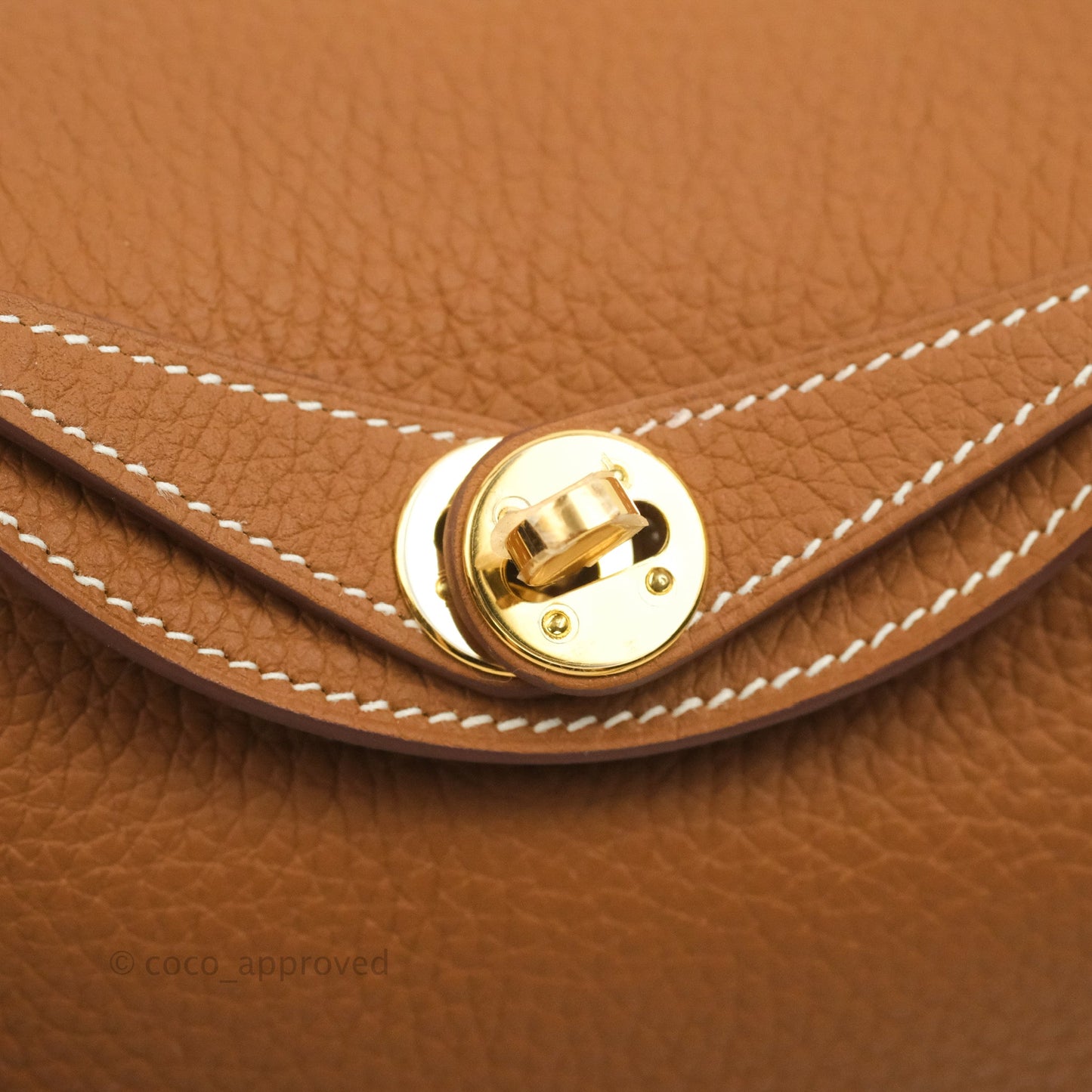Hermès Mini Lindy 20 Gold Clemence Gold Hardware
