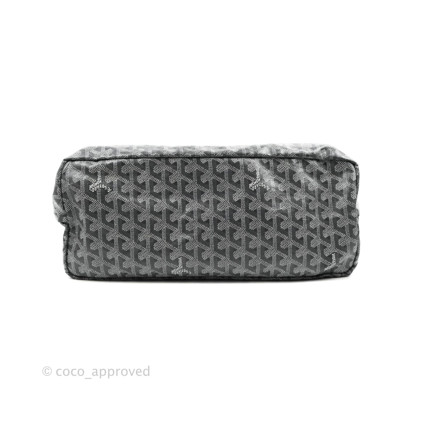 Goyard St Louis Tote PM ⁣⁣⁣⁣⁣⁣⁣⁣⁣⁣⁣⁣⁣⁣⁣⁣⁣⁣⁣⁣Grey