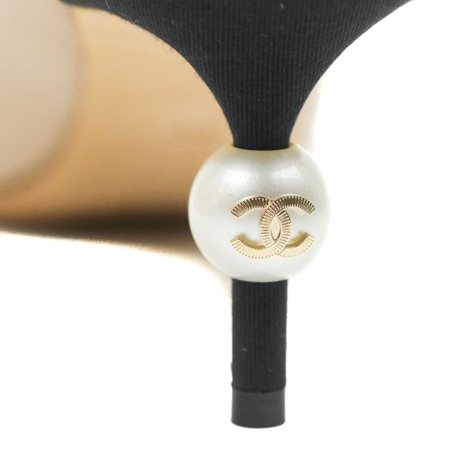 Chanel Beige Toe Pointed Black Pump Heels With CC Pearl Size 41