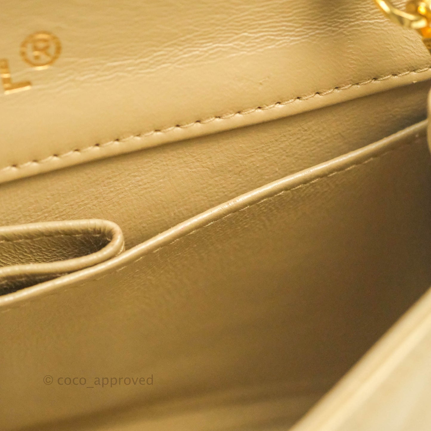 Chanel Vintage Small Single Full Flap Bag Beige Lambskin 24K Gold Hardware