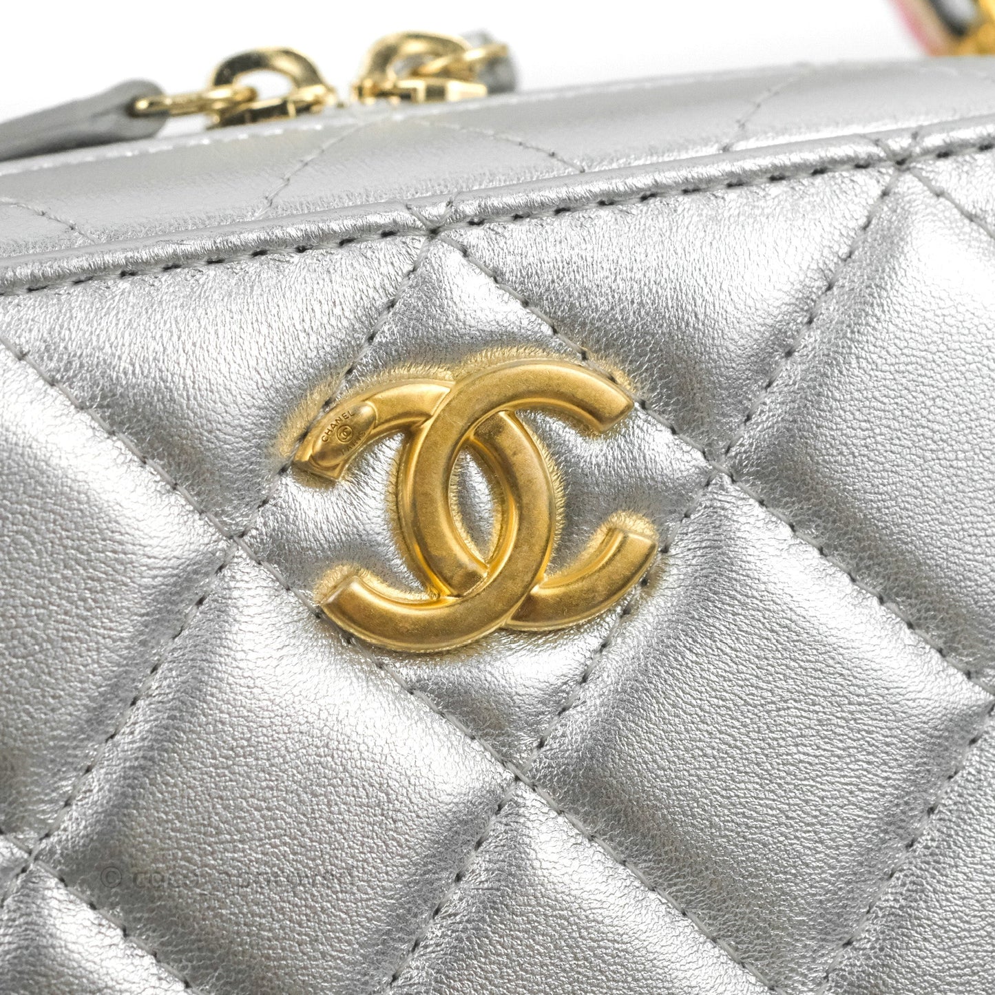 Chanel Rainbow Top Handle Vanity Case Metallic Silver Lambskin Aged Gold Hardware 23P