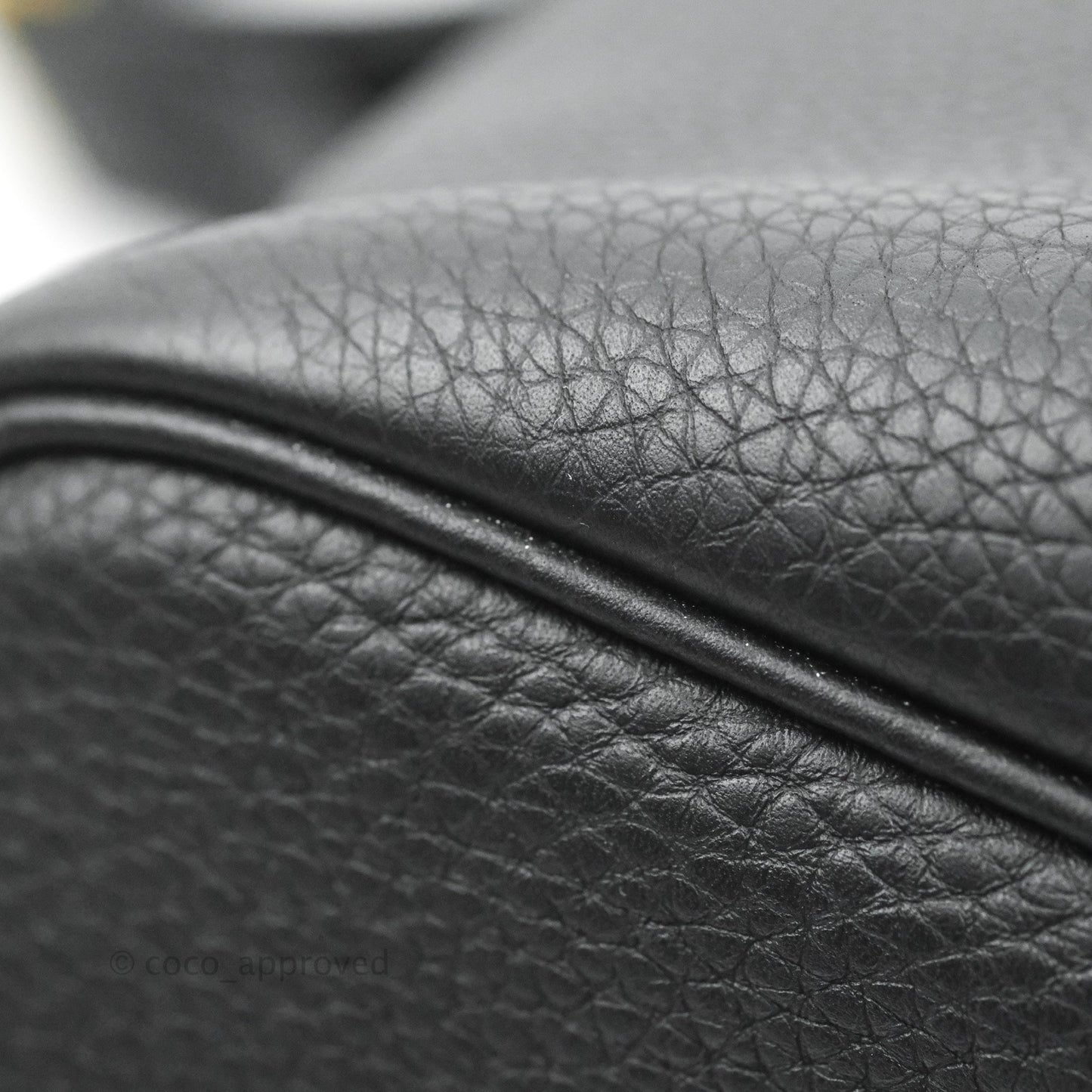 Hermes Togo So Kelly 22 Black Gold Hardware
