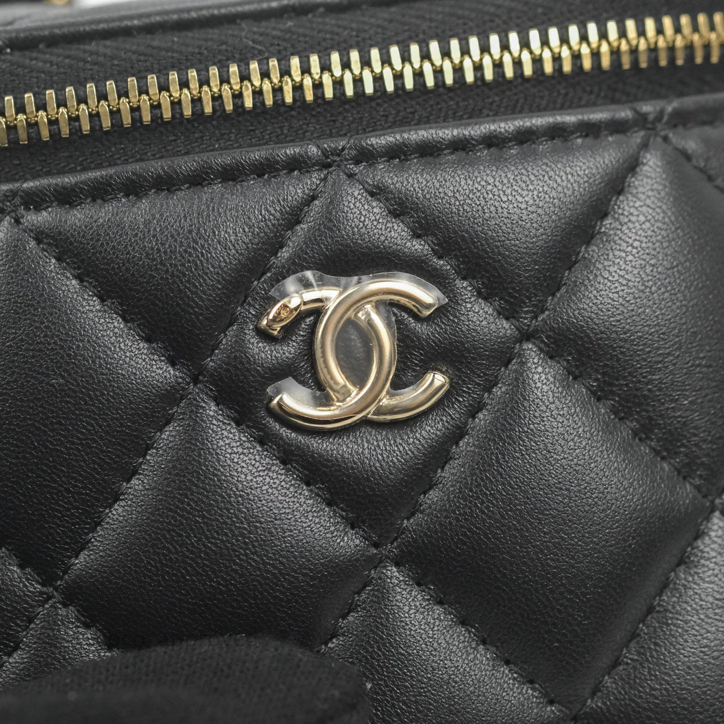 Chanel Classic Mini Vanity With CC Chain Black Lambskin Gold Hardware