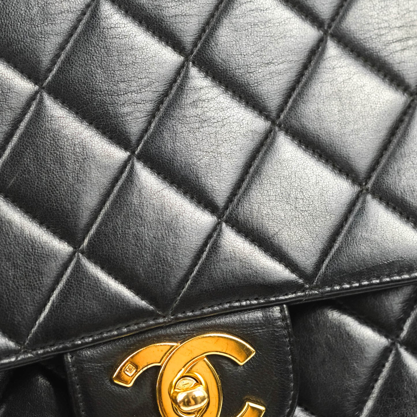 Chanel Vintage Jumbo Single Flap Black Lambskin 24K Gold Hardware
