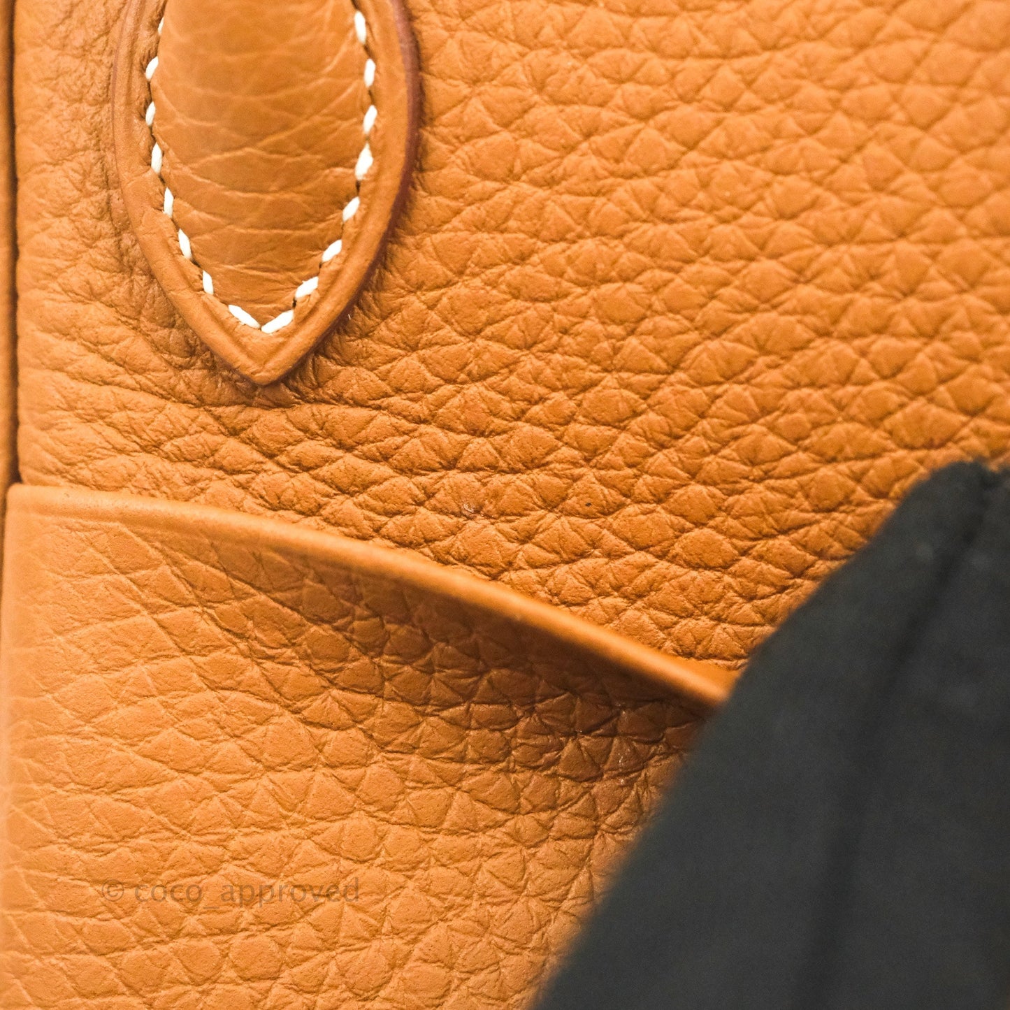 Hermès Mini Lindy 20 Gold Clemence Gold Hardware