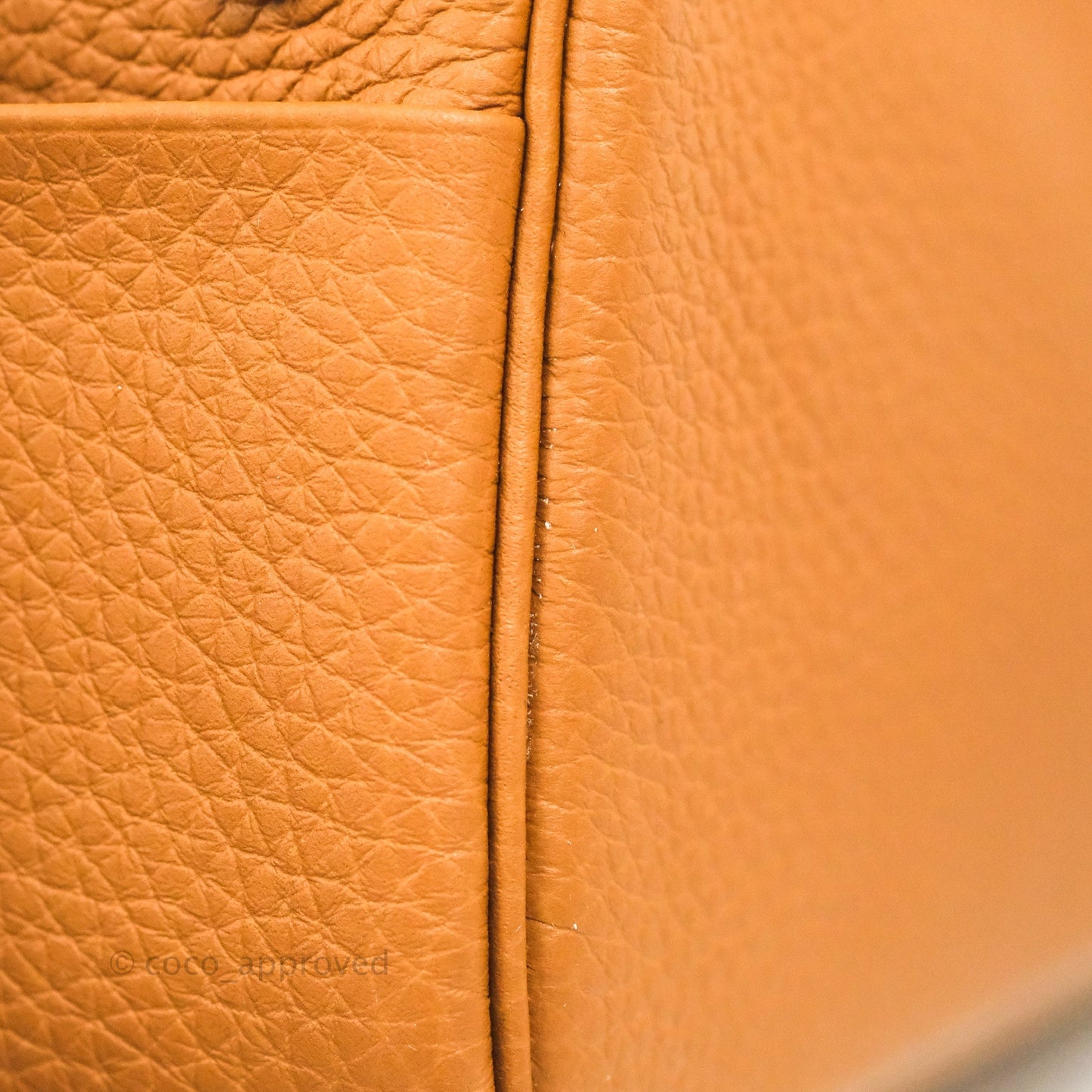 Hermès Mini Lindy 20 Gold Clemence Gold Hardware