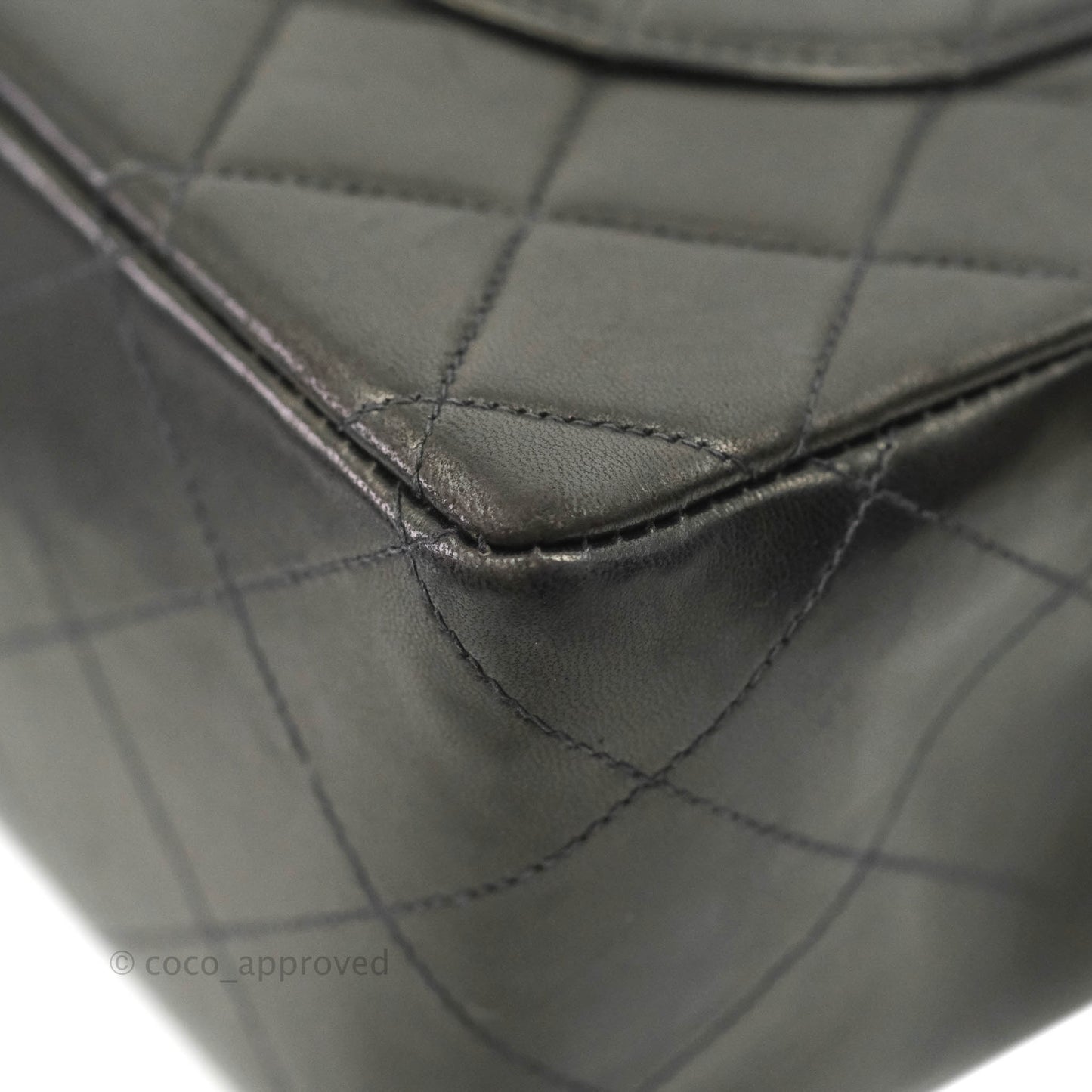 Chanel Vintage Jumbo Single Flap Black Lambskin 24K Gold Hardware