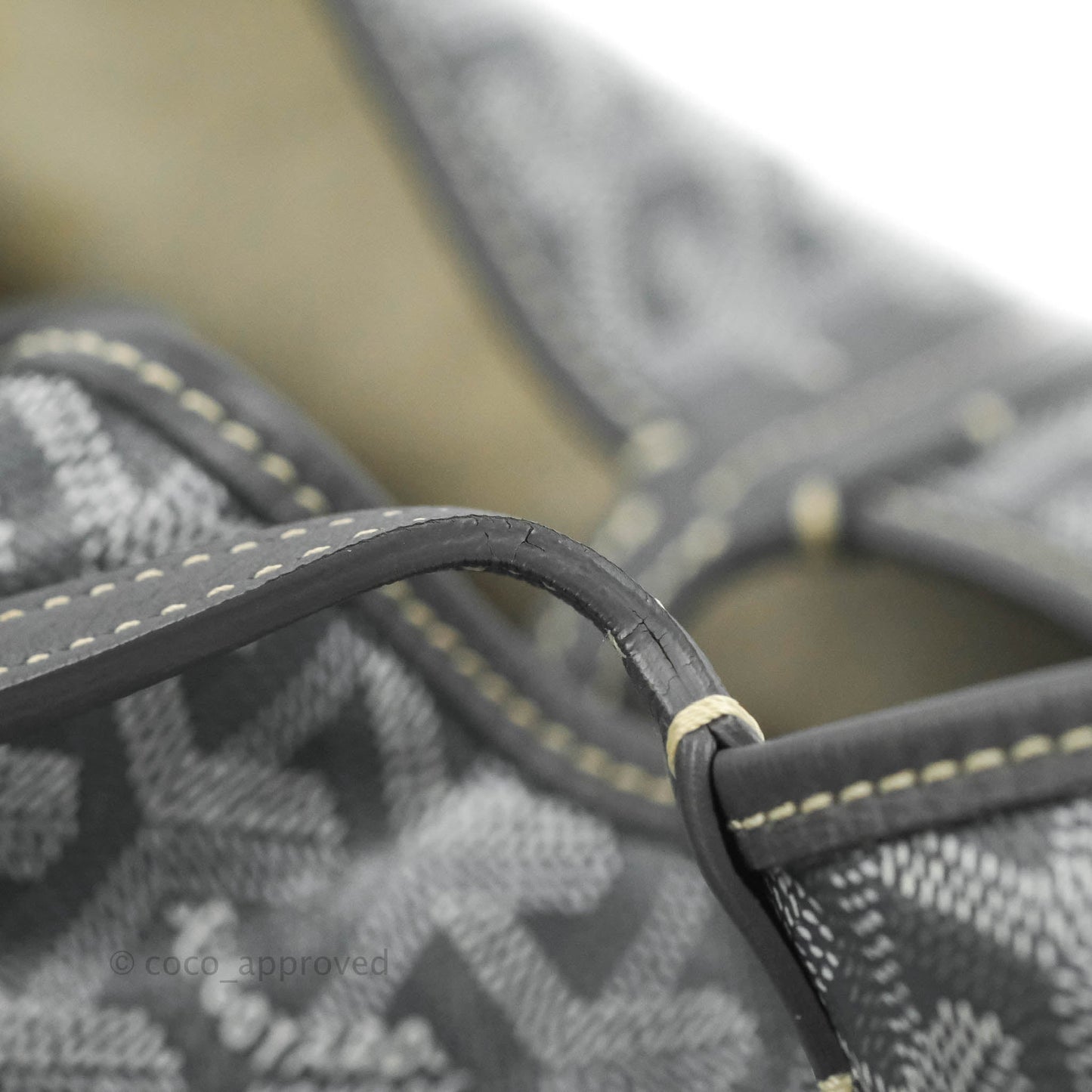 Goyard St Louis Tote PM ⁣⁣⁣⁣⁣⁣⁣⁣⁣⁣⁣⁣⁣⁣⁣⁣⁣⁣⁣⁣Grey