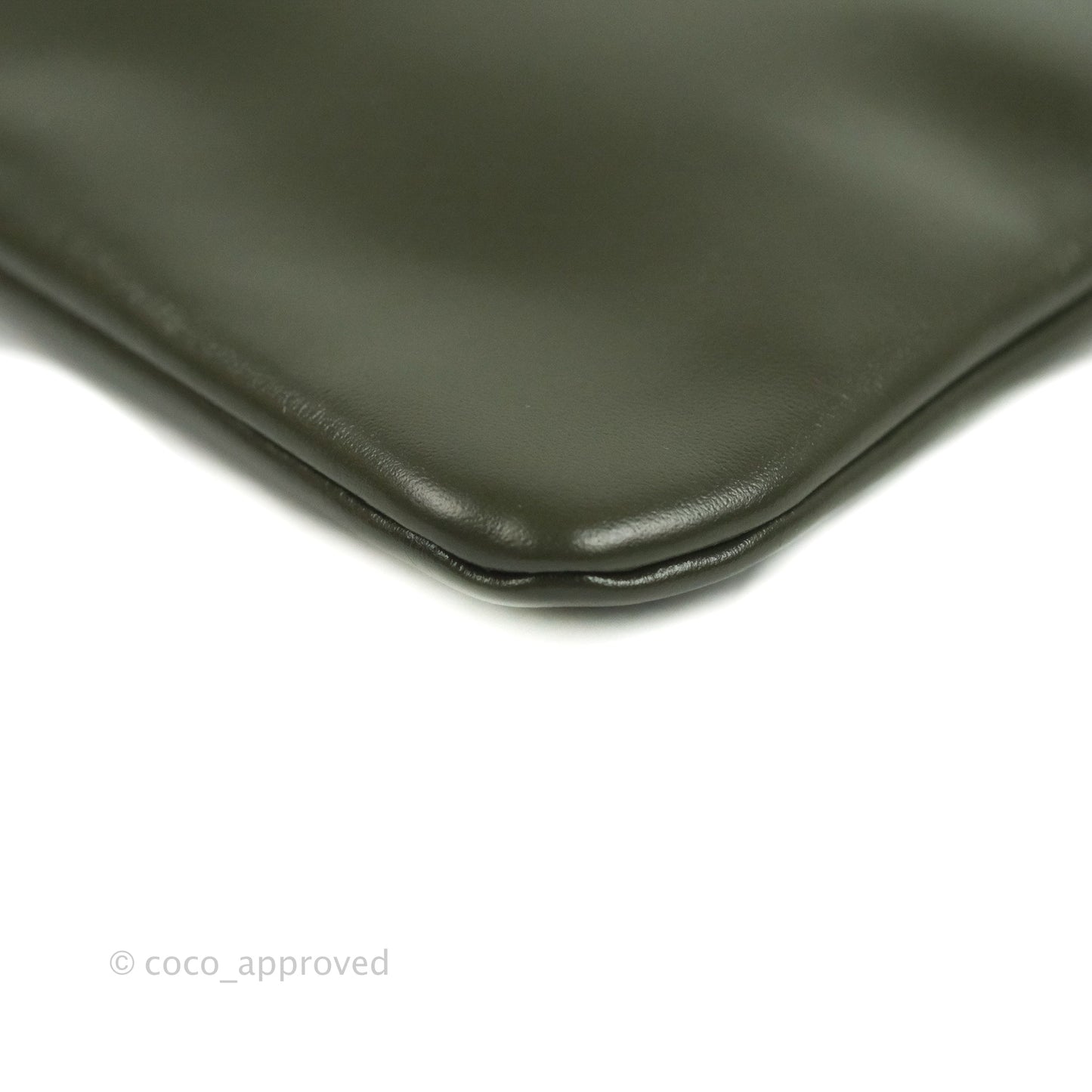 Chanel 22 Medium Army Green Shiny Calfskin Ruthenium Hardware