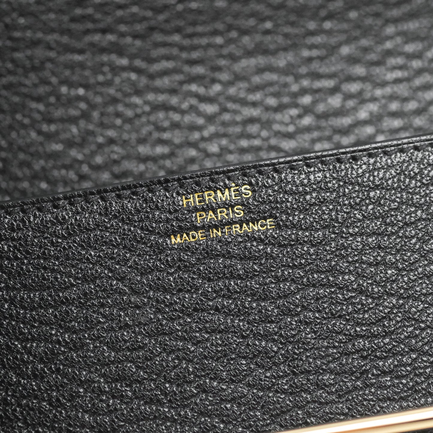 Hermès Roulis Slim Wallet Chevre Mysore Black Gold Hardware