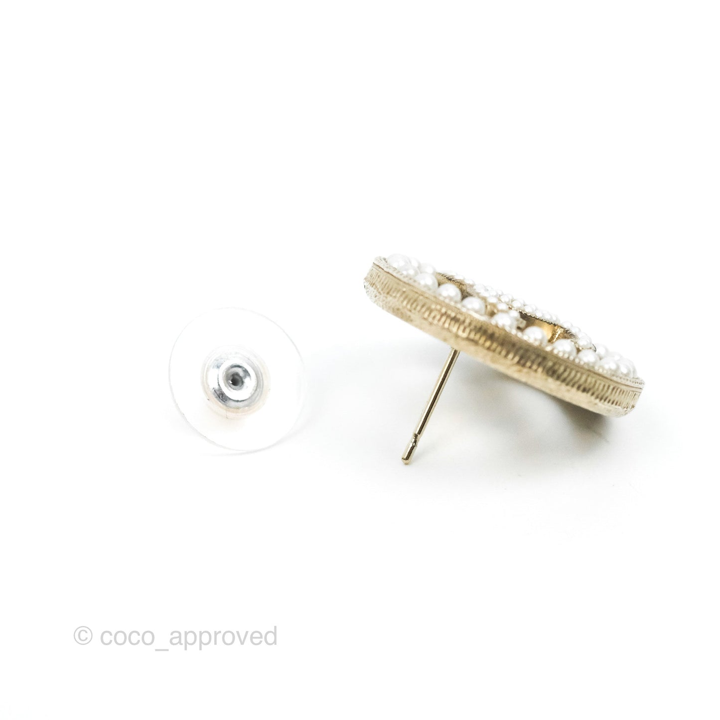 Chanel Pearl CC Round Earrings Gold Tone 20V