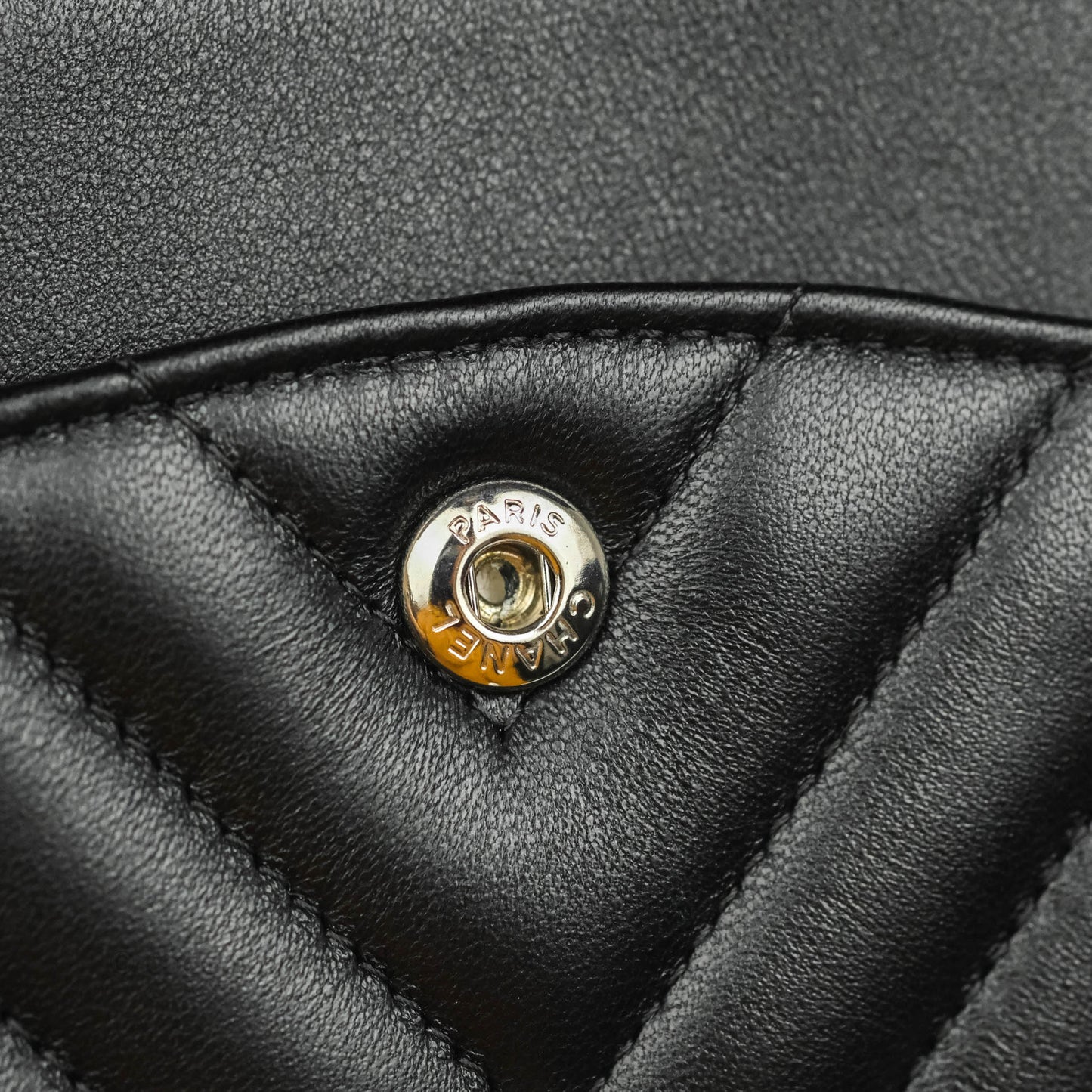 Chanel Classic M/L Medium Chevron Double Flap Black Lambskin Silver Hardware