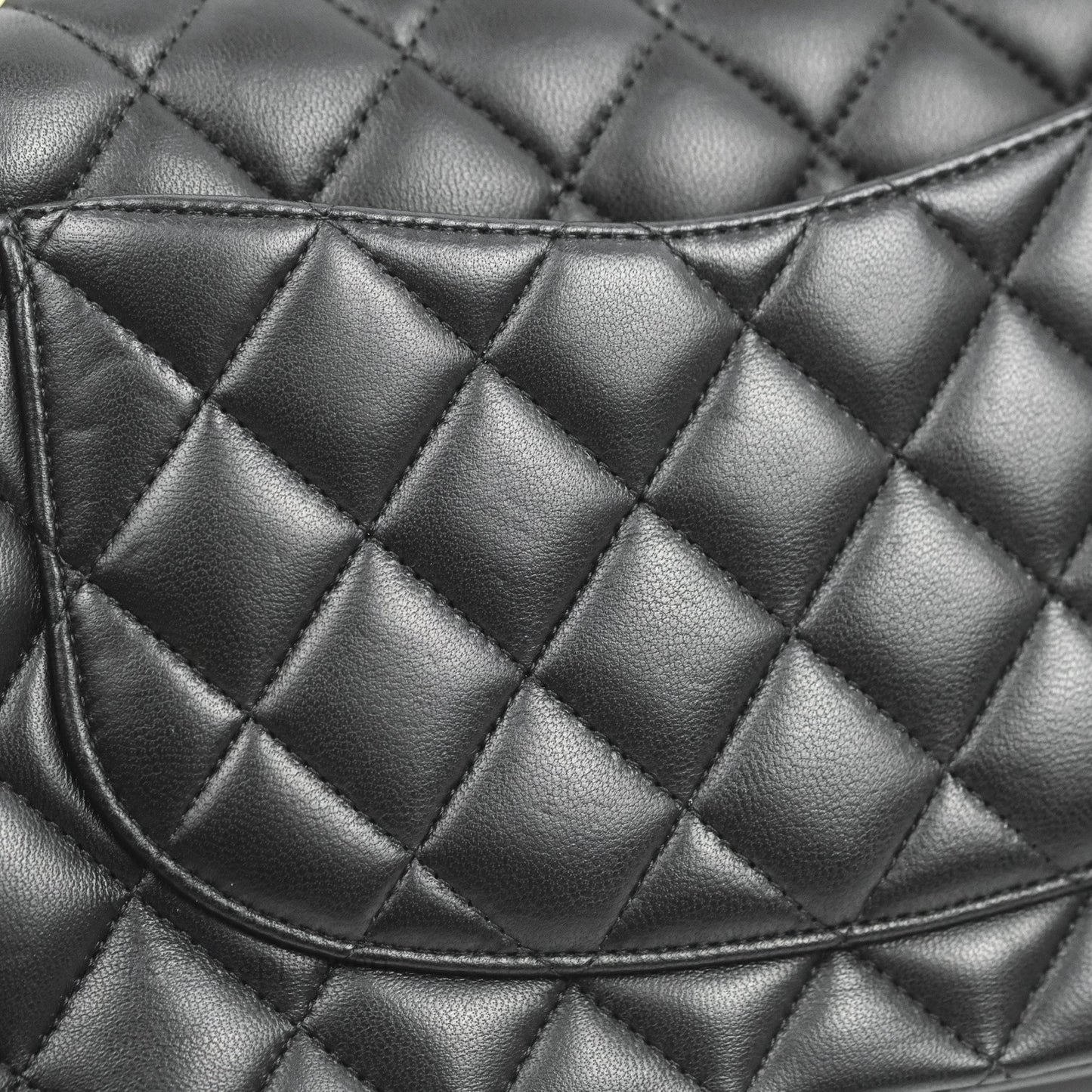 Chanel Classic M/L Medium Double Flap Black Lambskin Gold Hardware