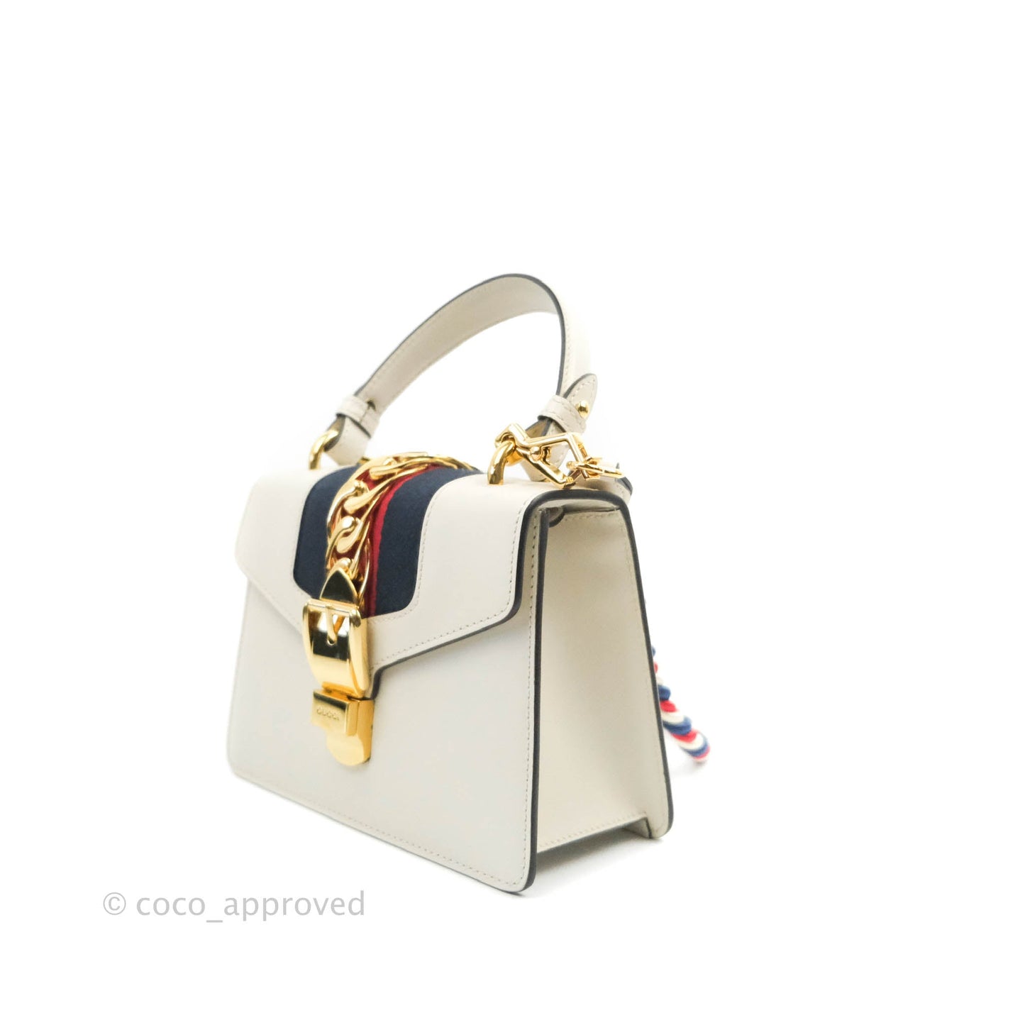 Gucci Mini Sylvie Top Handle White Calfskin Shoulder Bag⁣ ⁣⁣⁣⁣⁣⁣⁣⁣⁣⁣⁣⁣⁣⁣⁣⁣With Strap