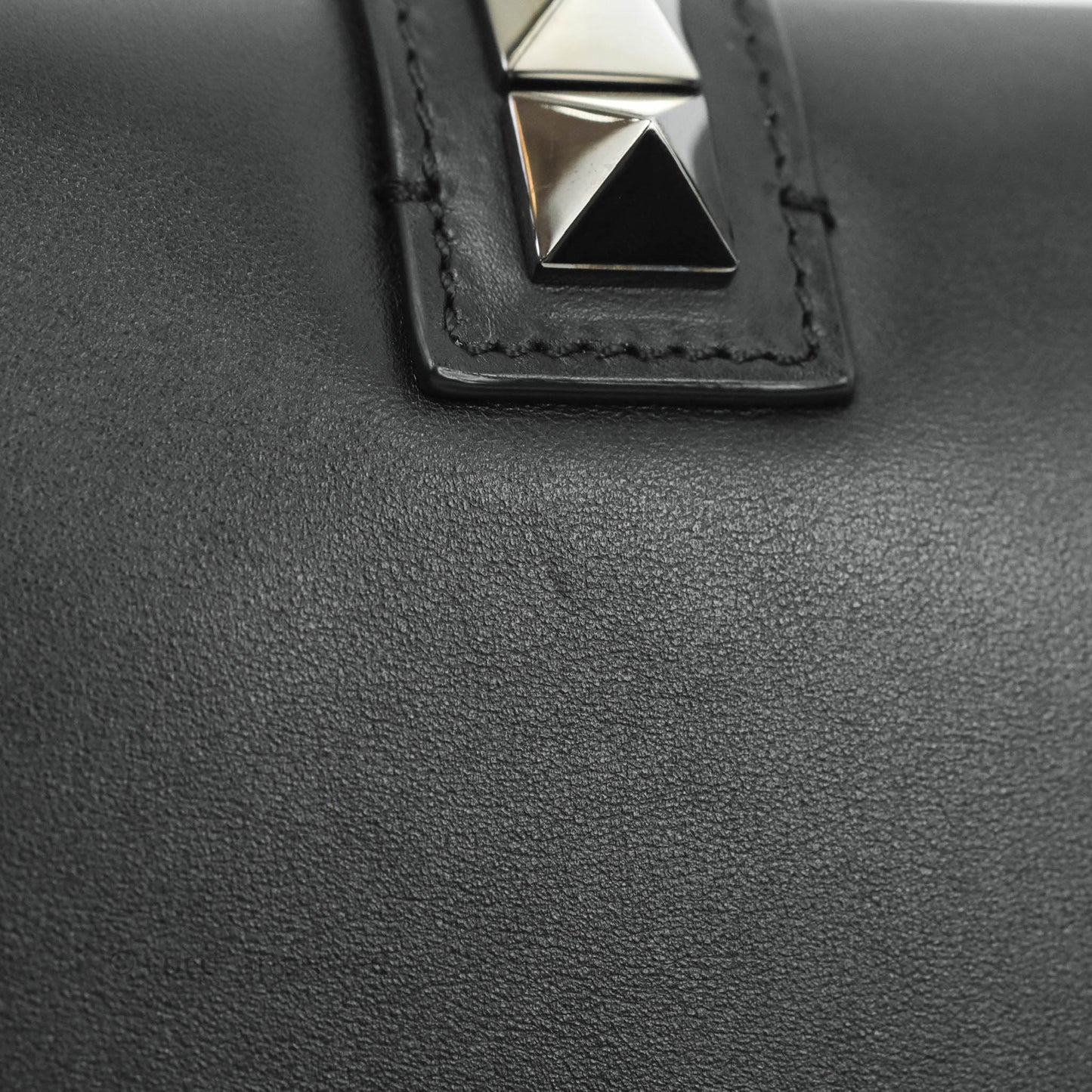 Valentino Vitello Small Glam Lock Rockstud Flap So Black