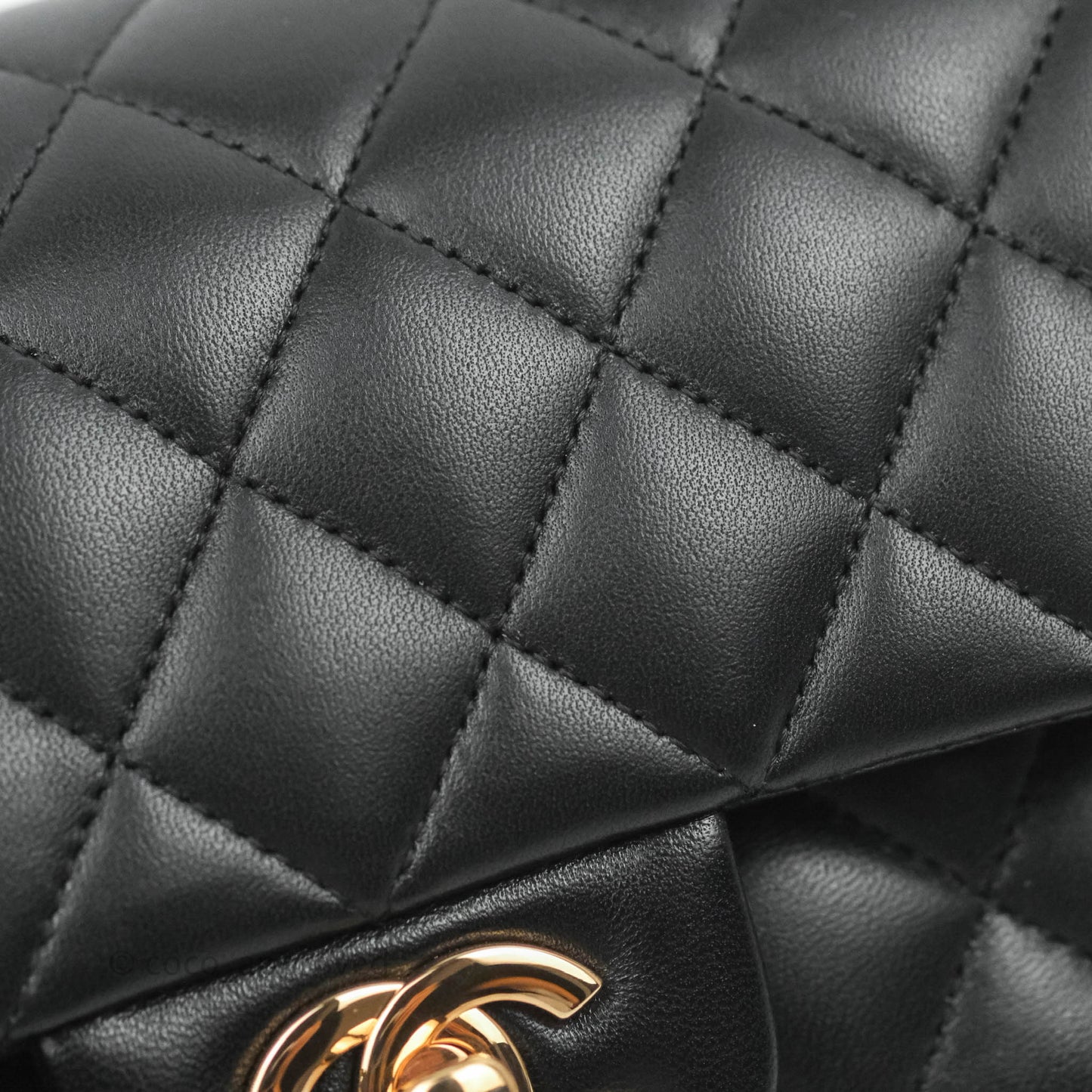 Chanel Classic Small S/M Flap Black Lambskin Rose Pink-Gold Hardware