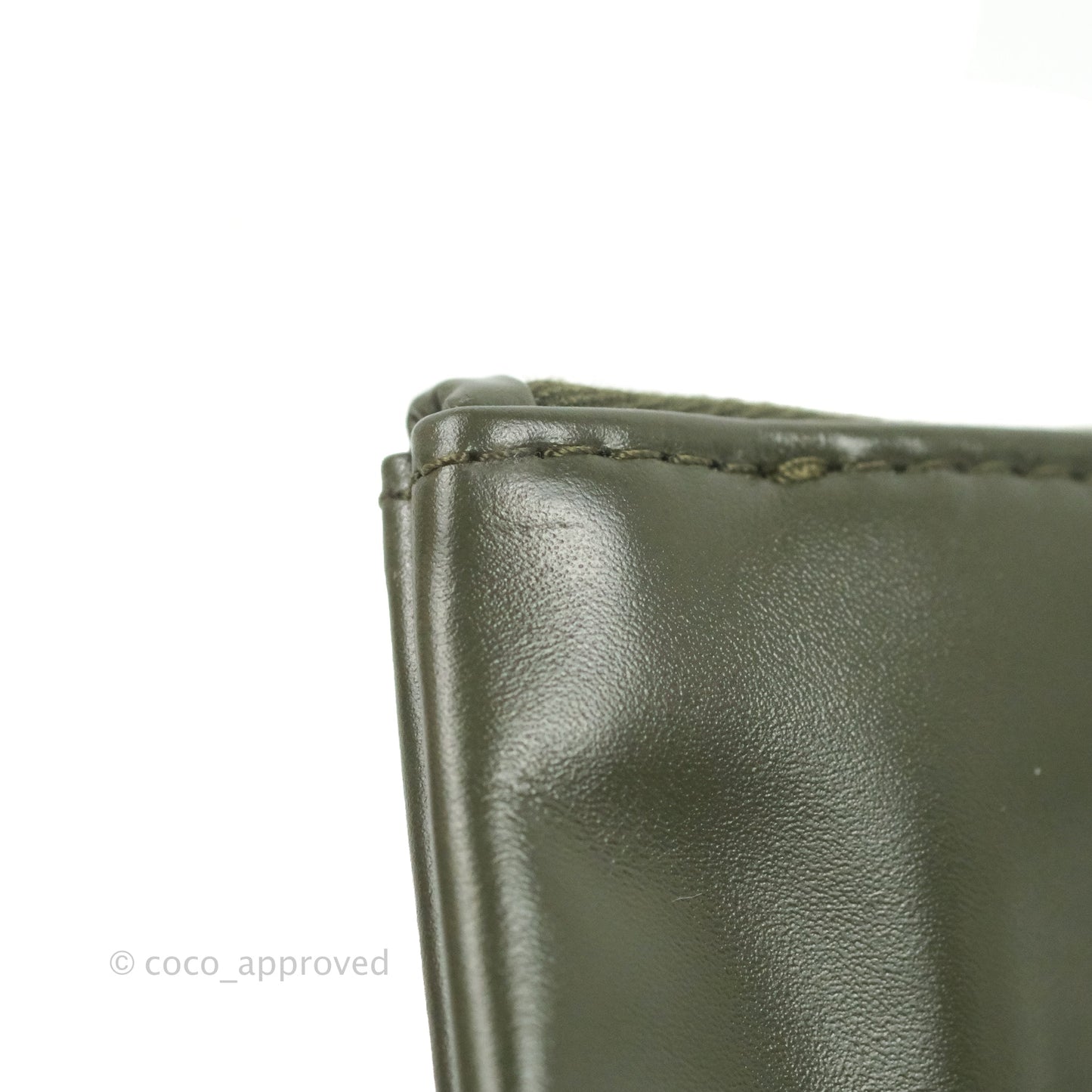 Chanel 22 Medium Army Green Shiny Calfskin Ruthenium Hardware