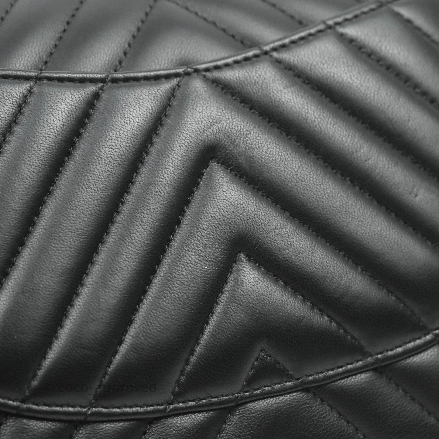 Chanel Classic M/L Medium Chevron Double Flap Black Lambskin Silver Hardware