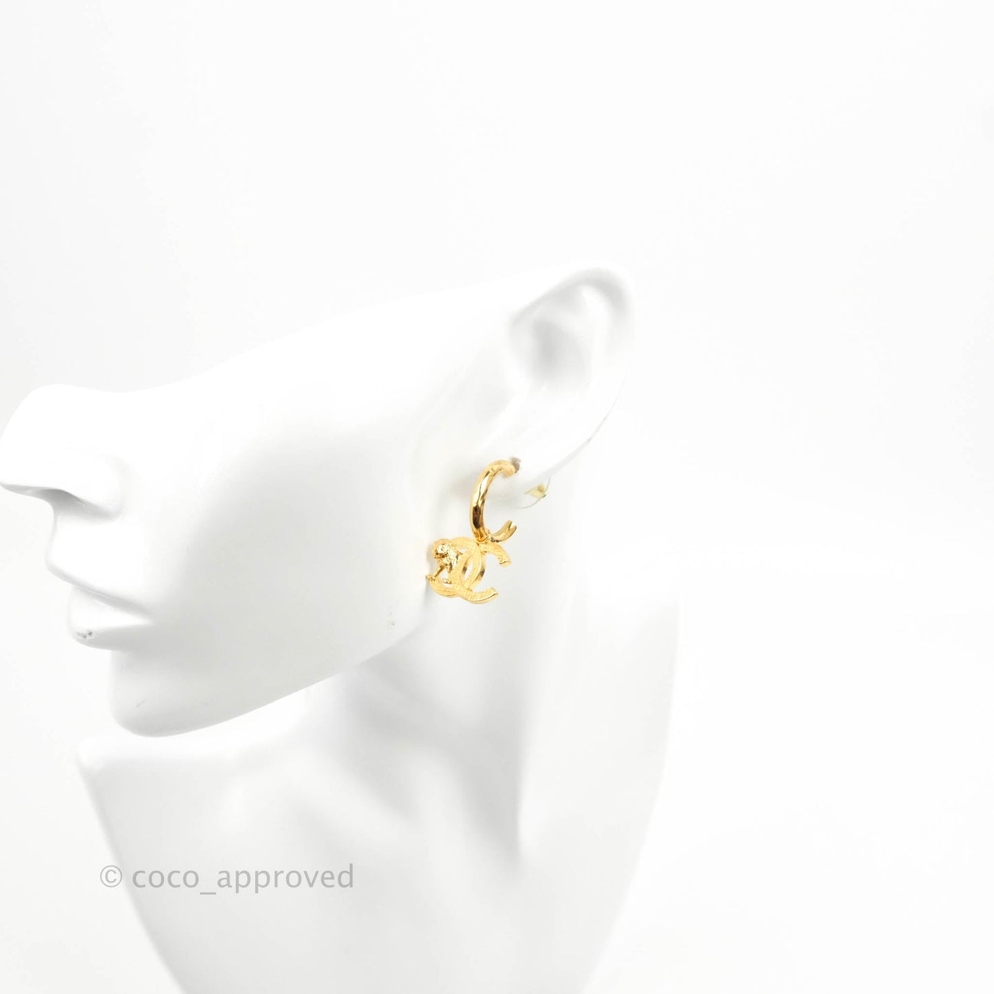 Chanel Lion CC Hoop Earrings Gold Tone 22A