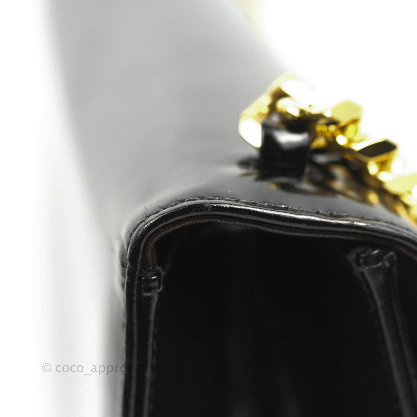 Chanel Vintage Chain Tote Bag Black Patent Gold Hardware