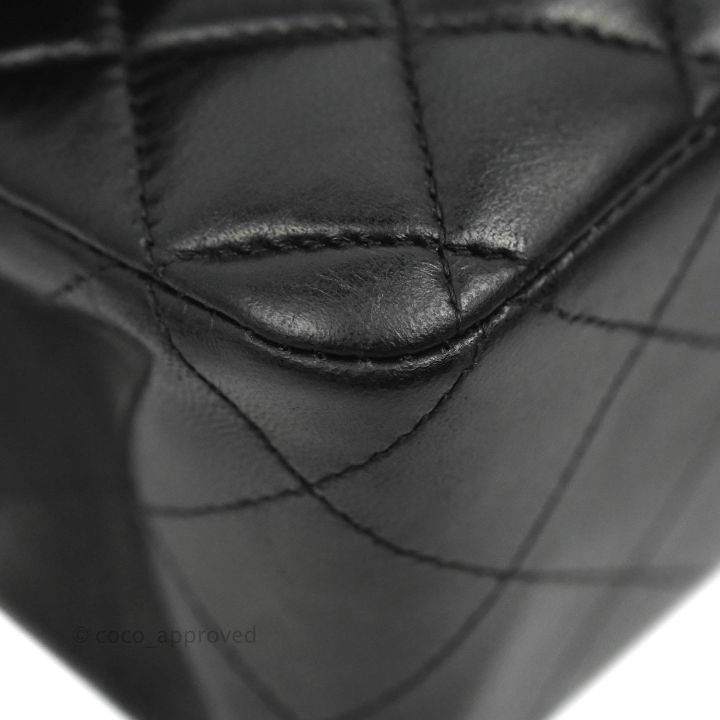 Chanel Classic M/L Medium Flap Quilted Black Lambskin 24K Gold Hardware