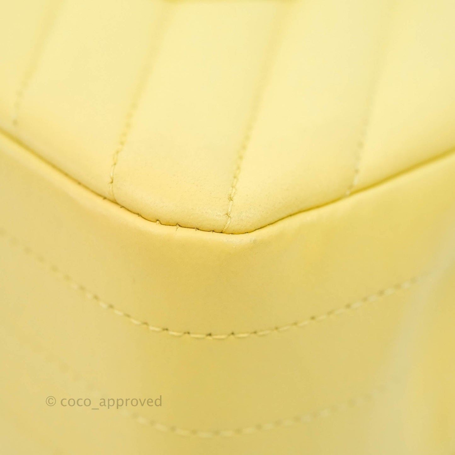 Chanel Classic M/L Medium Flap Chevron Yellow Lambskin Gold Hardware
