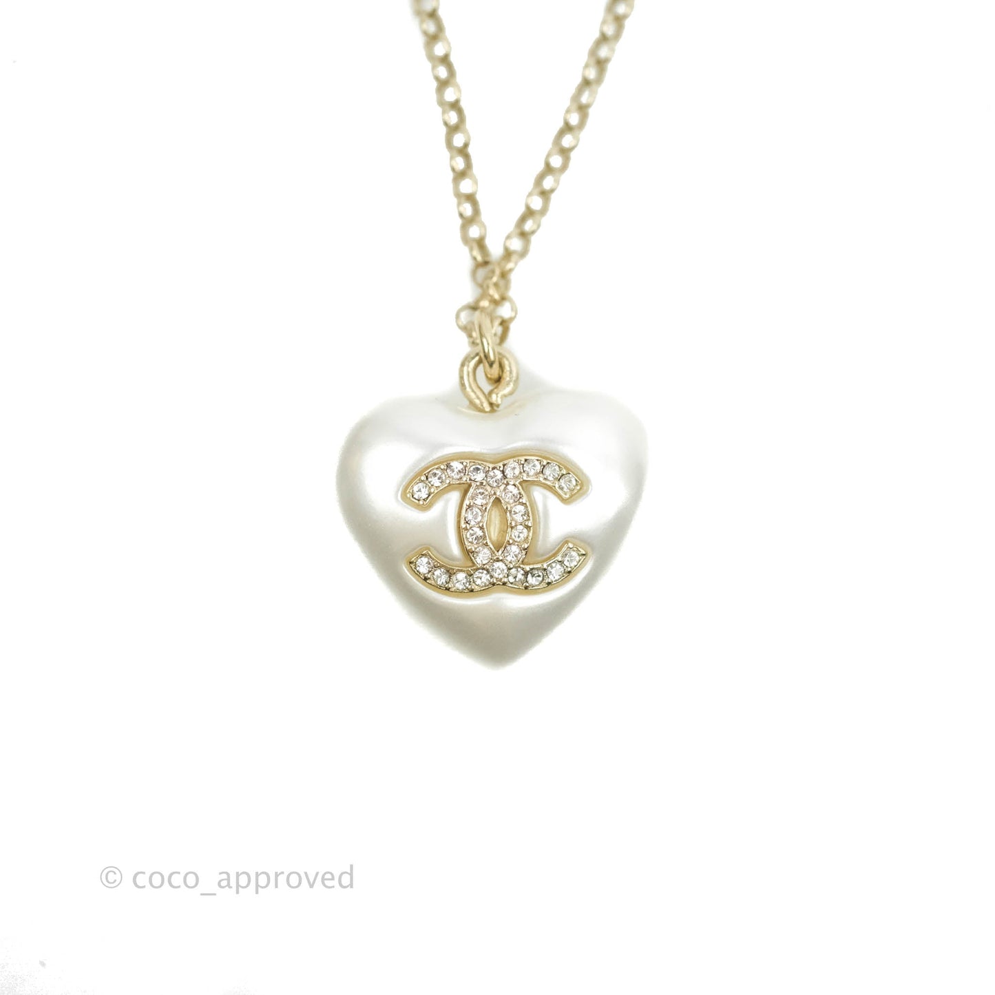 Chanel Crystal CC Pearl Heart Pendant Necklace Gold Tone 21B