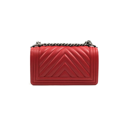 Chanel Medium Boy Chevron Red Calfskin Ruthenium Hardware
