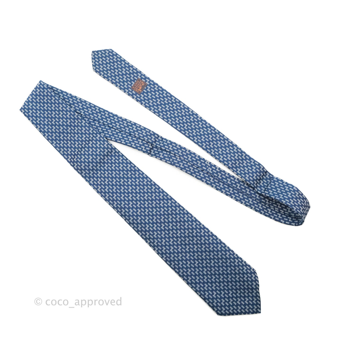Hermès Lourde H Hippique White Marine Silk Tie