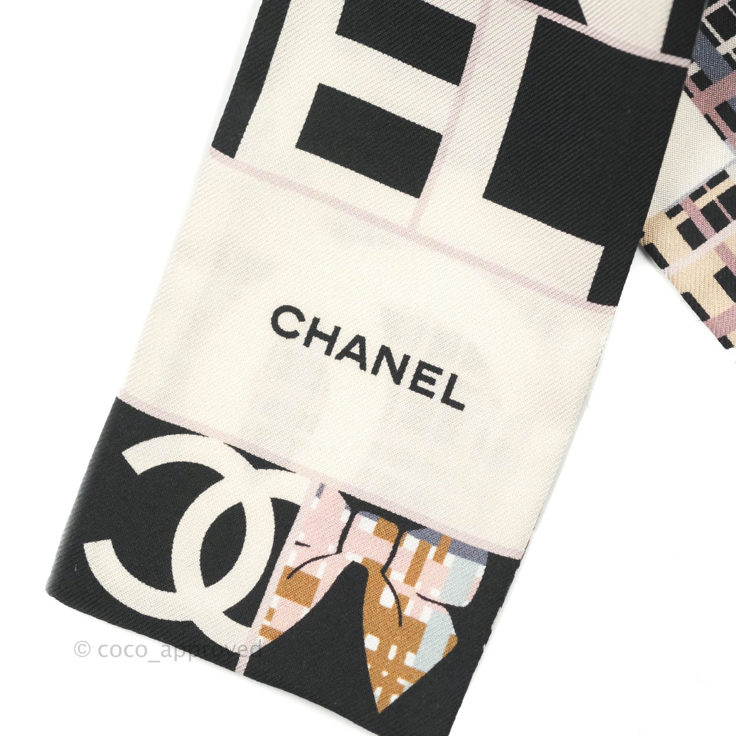 Chanel Silk Twilly in Black & White