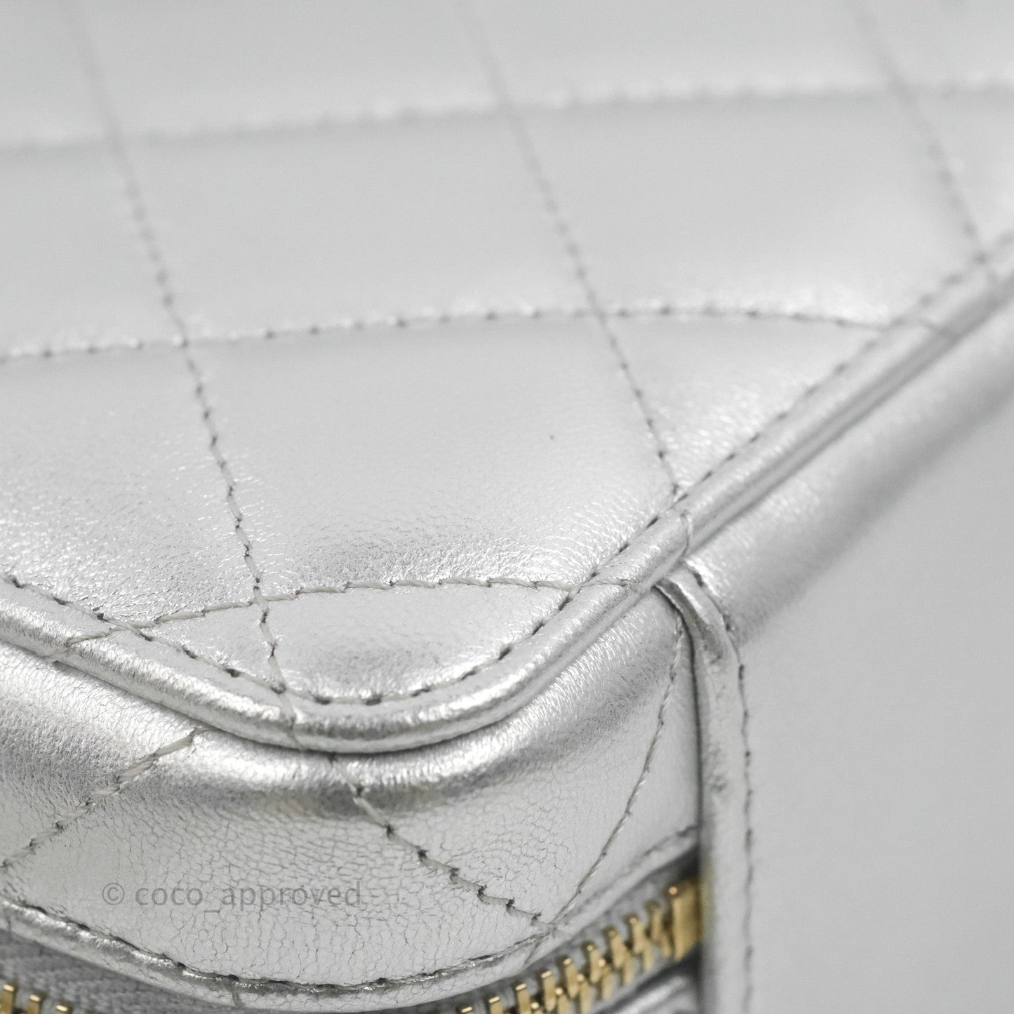 Chanel Rainbow Top Handle Vanity Case Metallic Silver Lambskin Aged Gold Hardware 23P