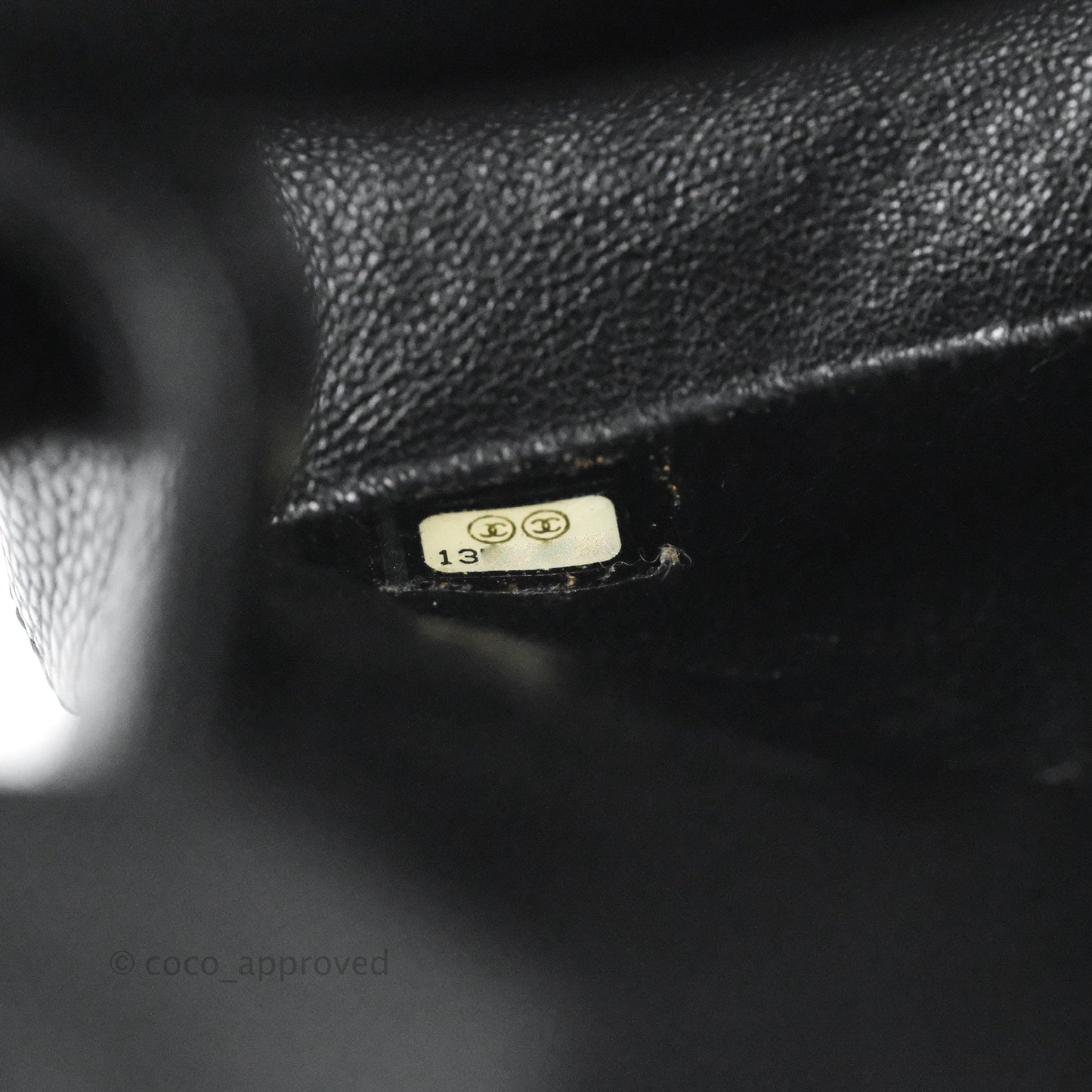 Chanel Quilted Classic M/L Medium Flap Black Caviar Gold Hardware