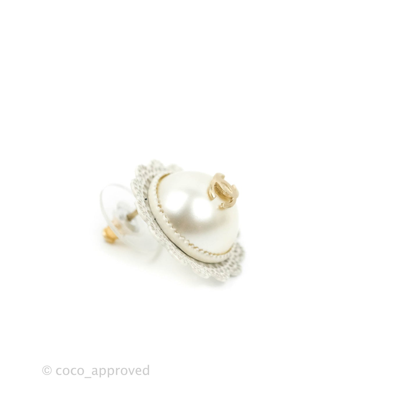 Chanel CC Pearl Round Earrings 15K