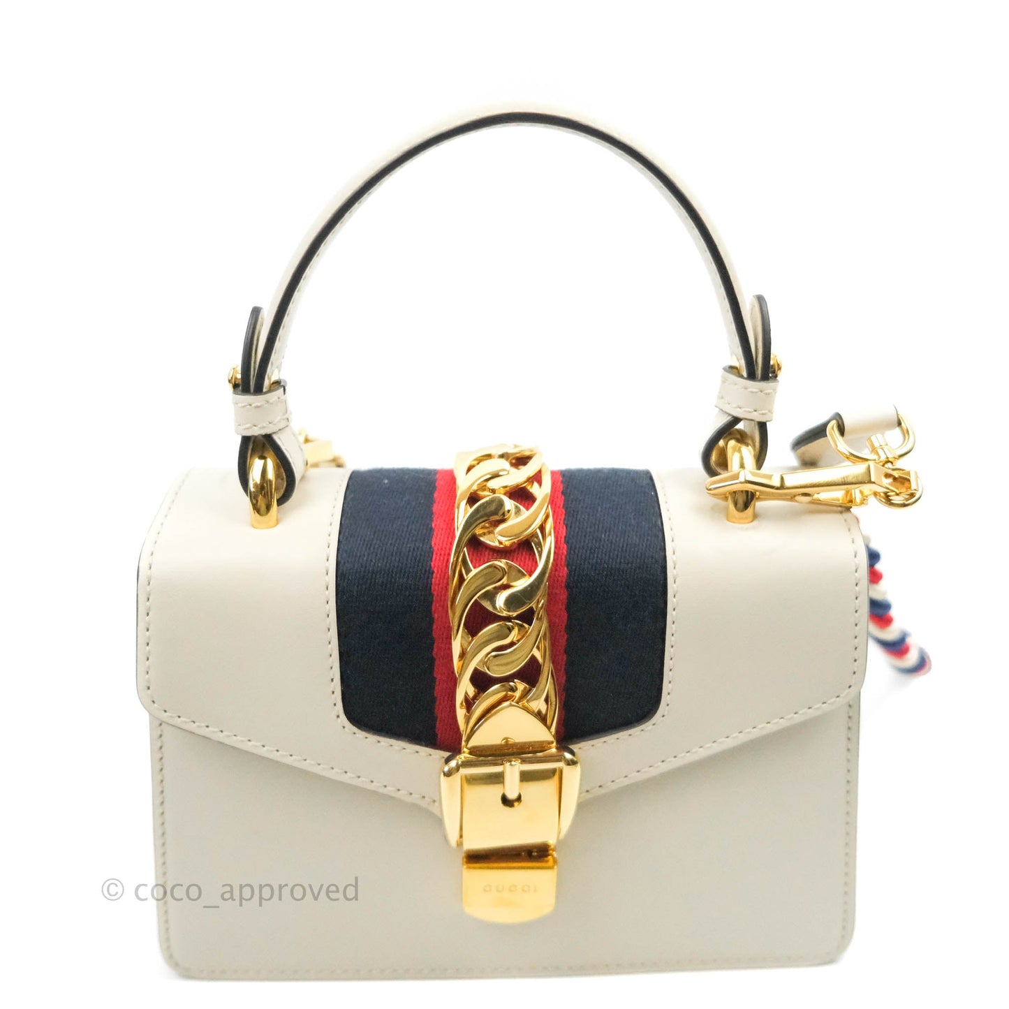 Gucci Mini Sylvie Top Handle White Calfskin Shoulder Bag⁣ ⁣⁣⁣⁣⁣⁣⁣⁣⁣⁣⁣⁣⁣⁣⁣⁣With Strap