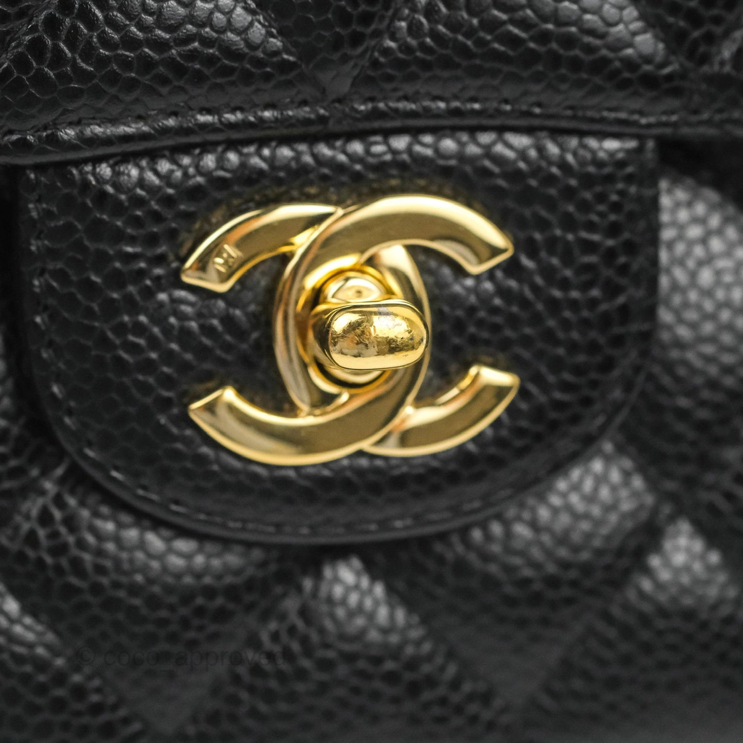 Chanel Classic M/L Medium Flap Quilted Black Caviar 24K Gold Hardware