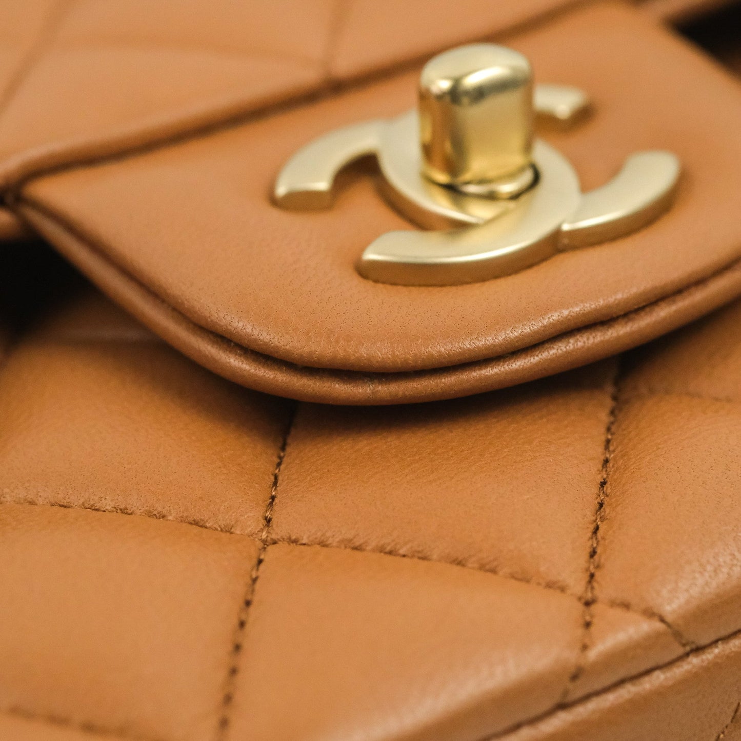 Chanel Classic M/L Medium Flap Quilted Dark Beige Caramel Lambskin Gold Hardware